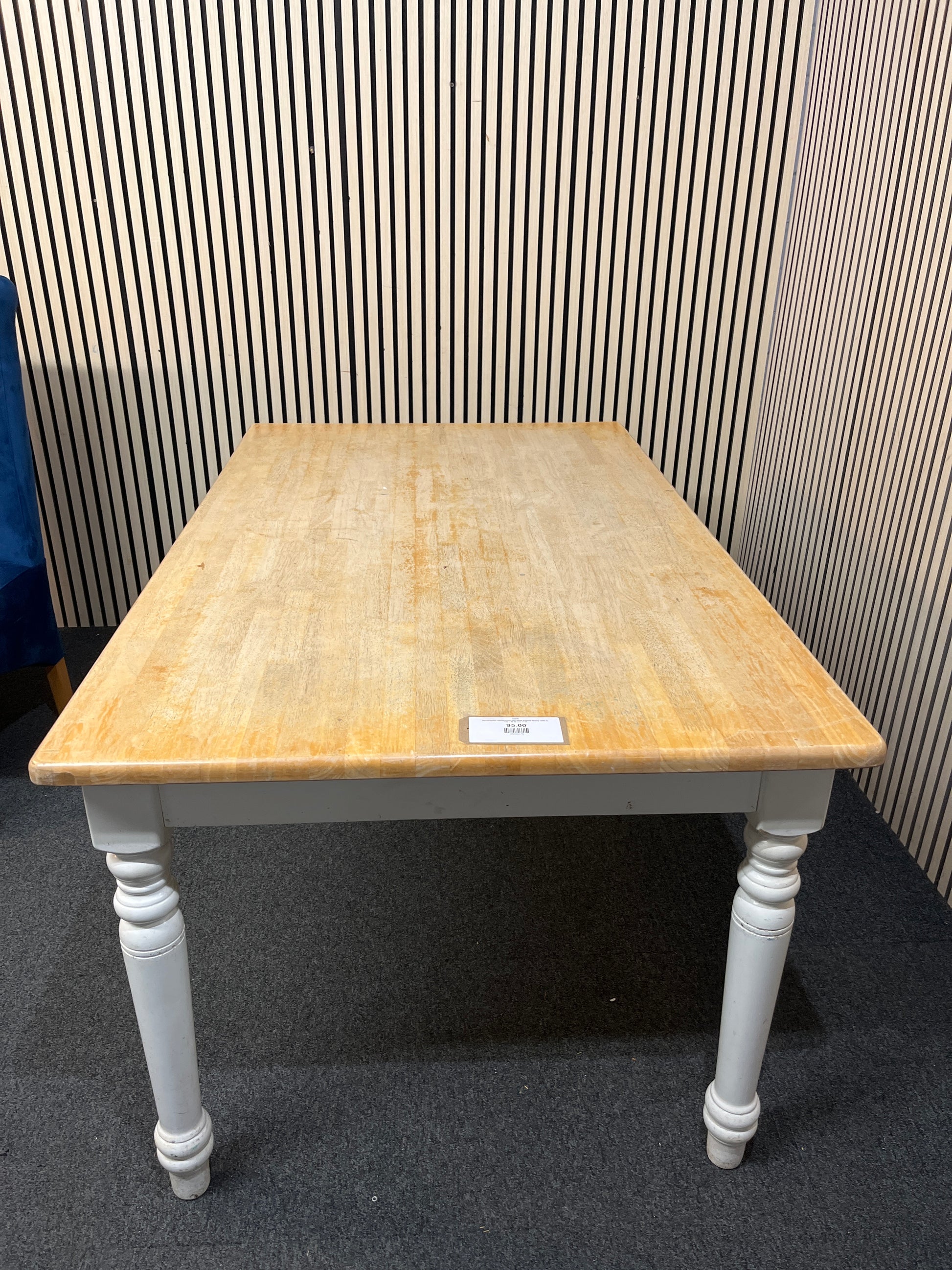 Rectangular rubberwood and white framed dining table (L 150 x W 92 cm) 3126