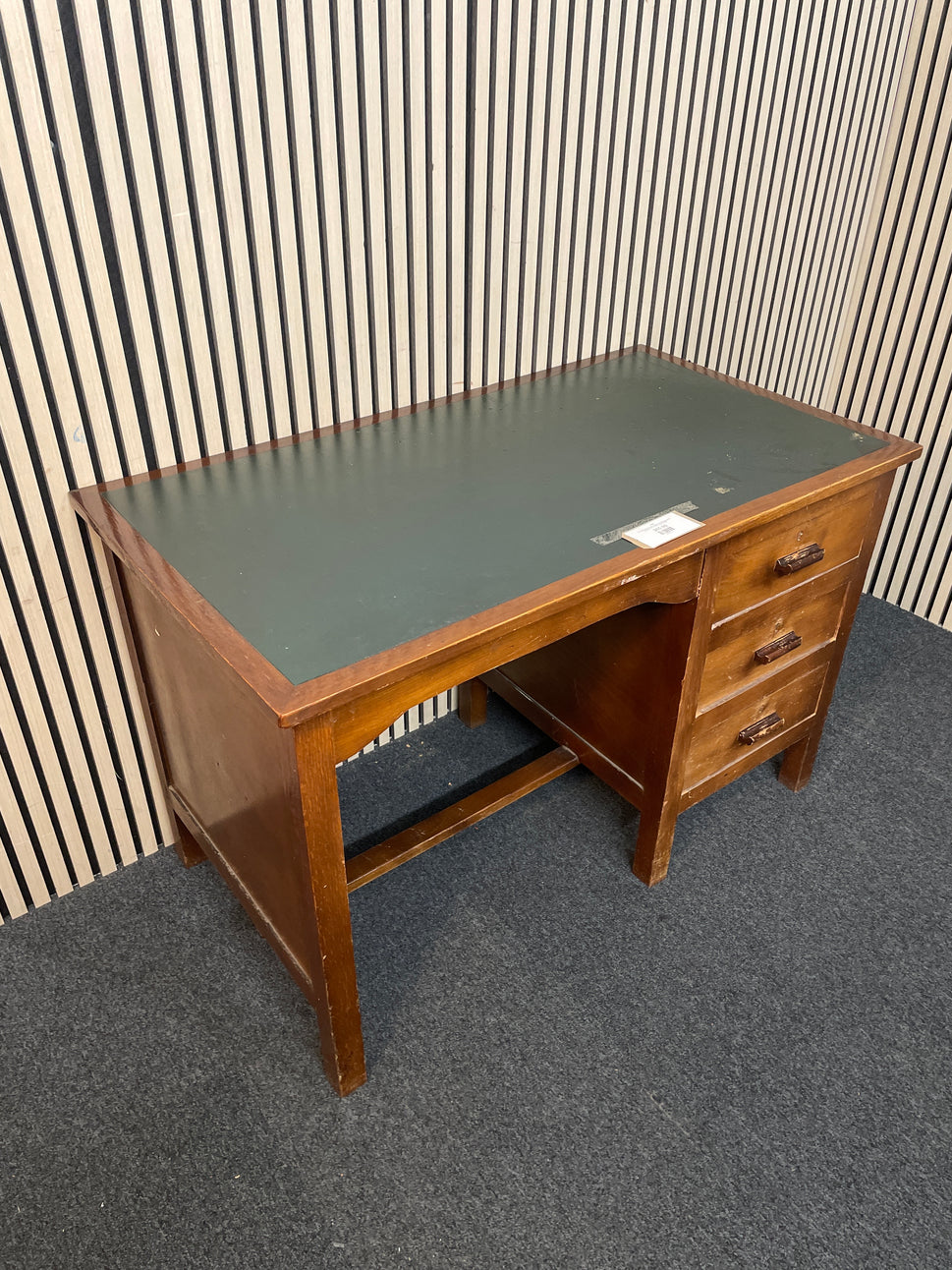 Solid wood stained, green leather top retro desk with 3 drawers (H 76 x W 119 x D 66 cm) 2425