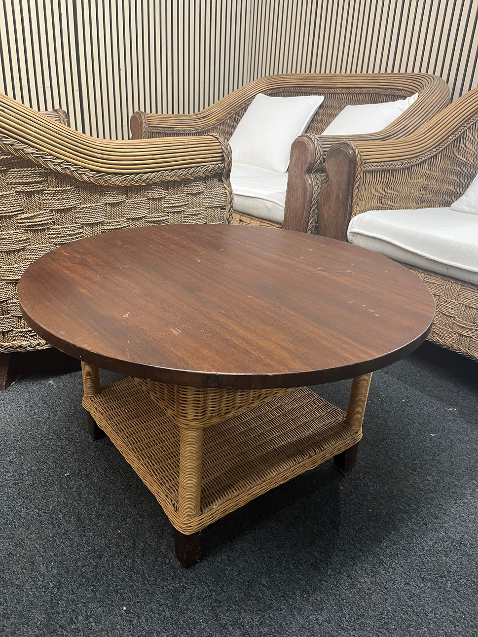 2+2+1+coffee table conservatory set with cushions 43502