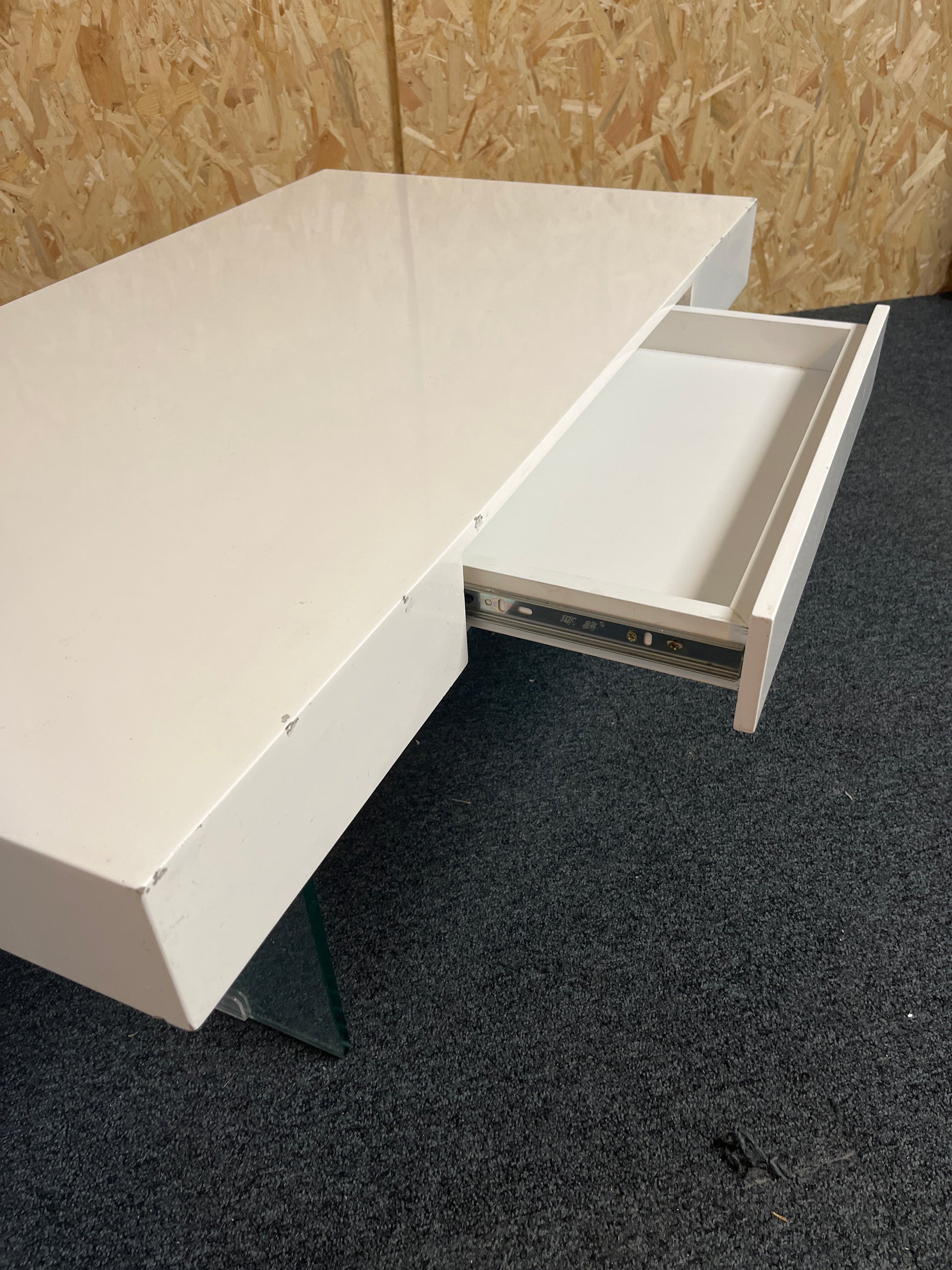 White gloss rectangular coffee table