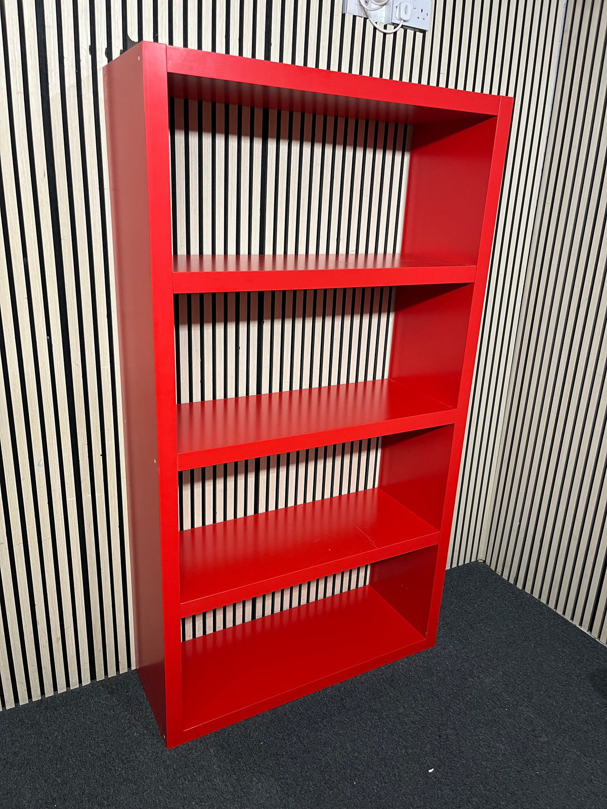 Red laminate open bookcase (H 190 x W 106 x D 36 cm) 44272
