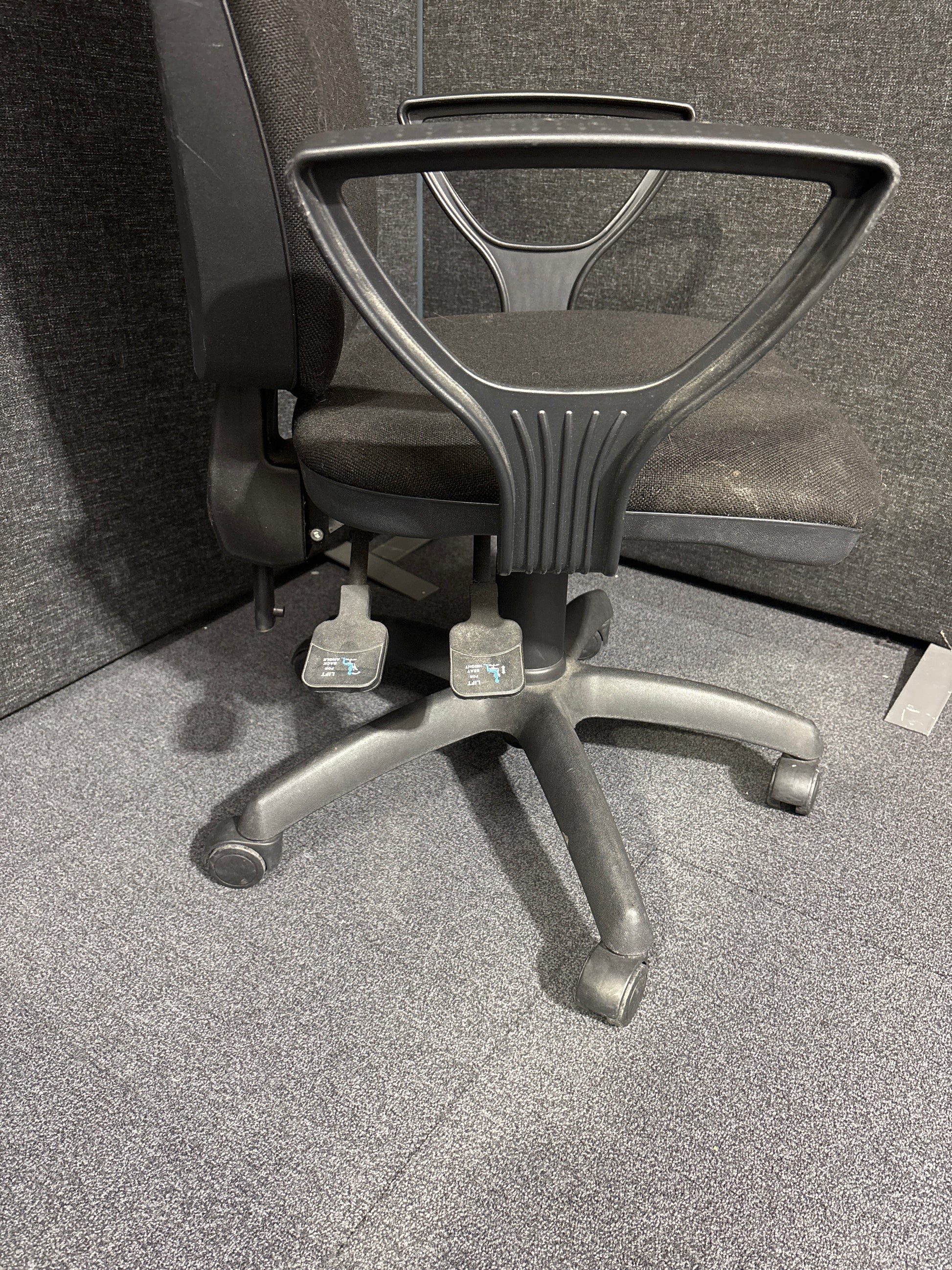 Second Hand black fabric swivel chair with fixed loop arms