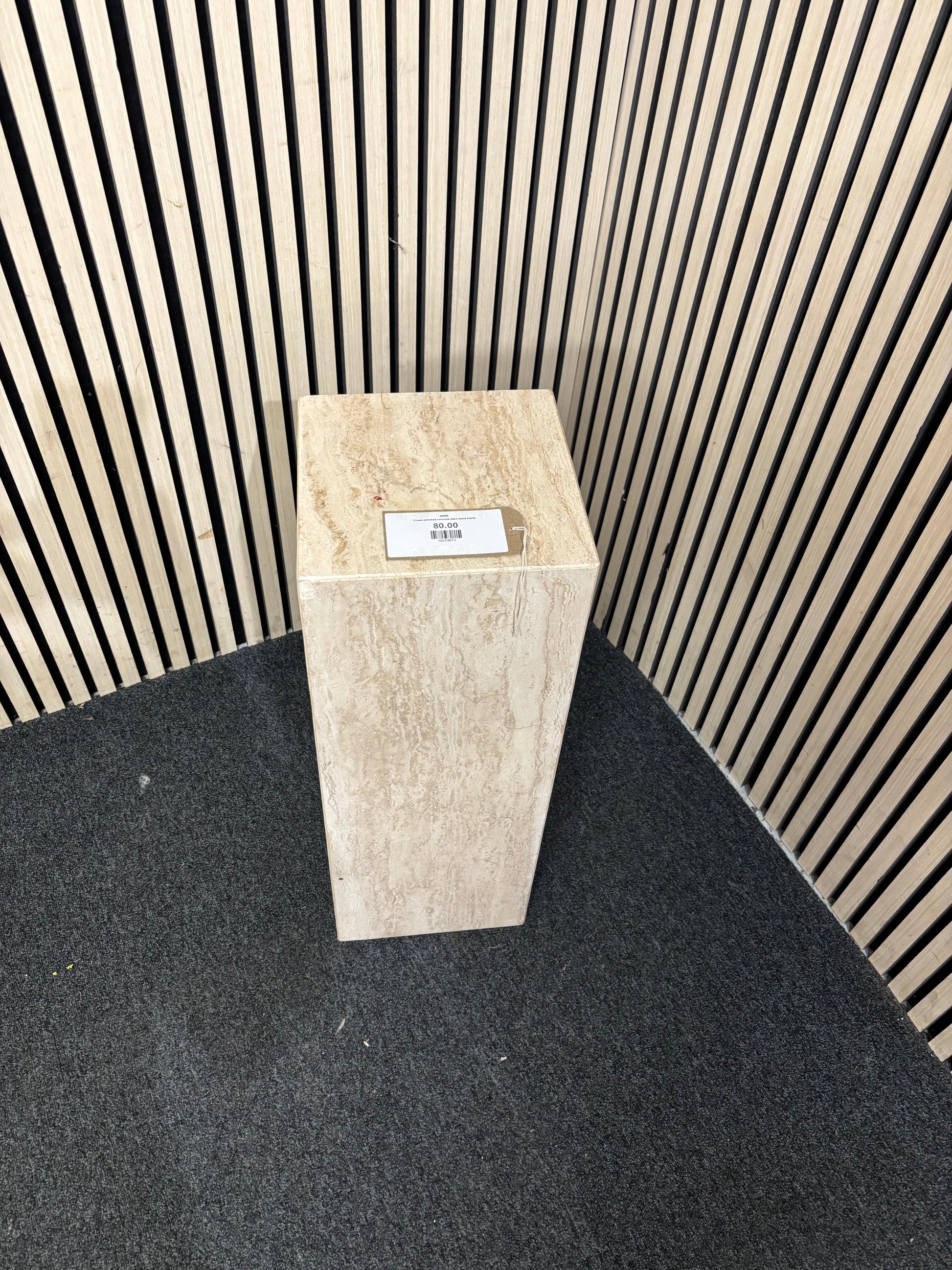 Cream polished concrete plant stand 43430