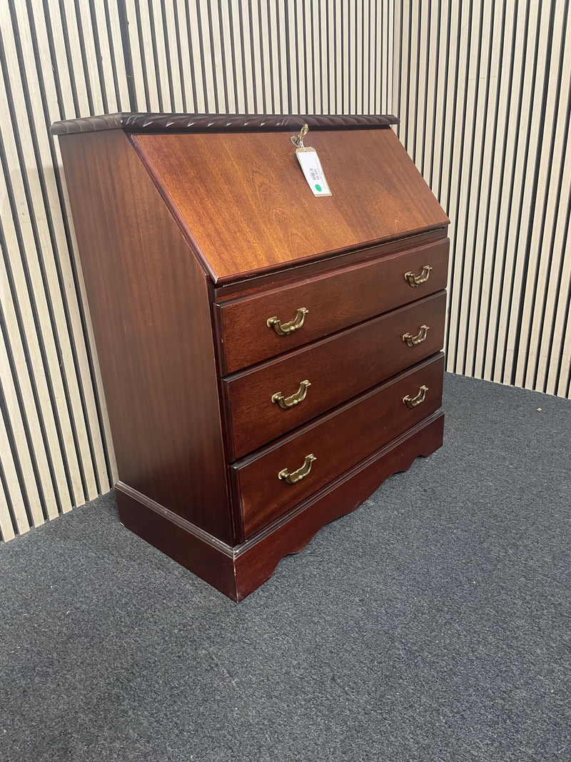 Ornate mahogany writing bureau with drawers (H 100 x W 91 x D 46 cm) 44688