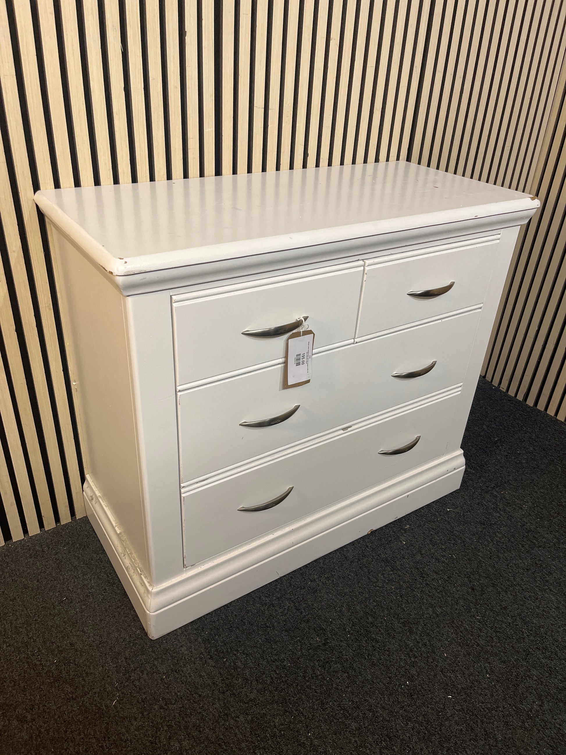 Modern white wooden chest with four drawers (H 80 x W 102 x D 45 cm) 44148