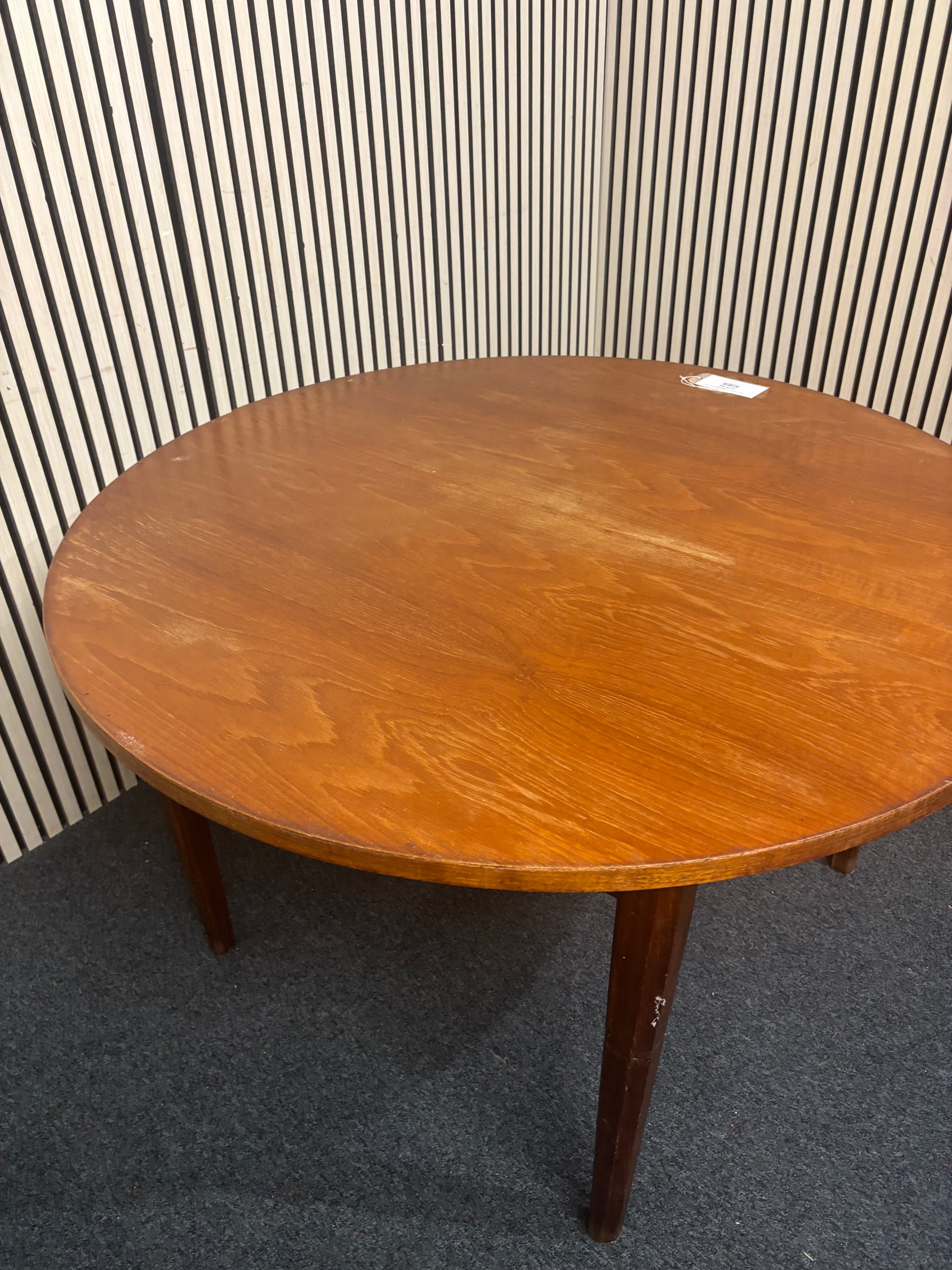 Large circular cherry wood extendable dining table (W 120cm unextended) 43481