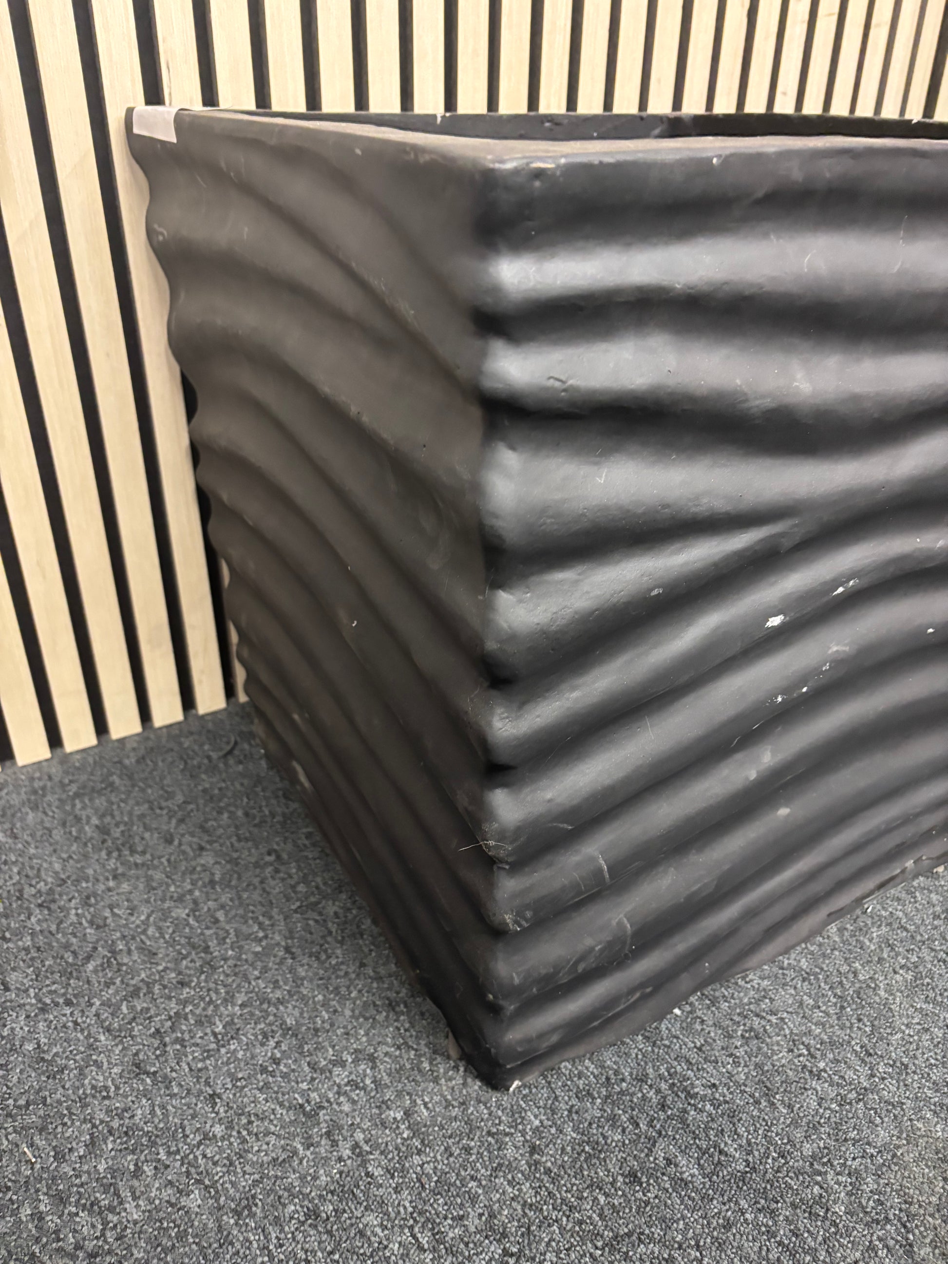 Large planter box in black 51Hx51Dx51L 43537