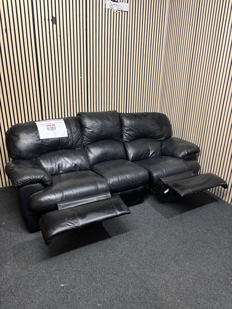 3 seater high back black leatherette recliner sofa 43454