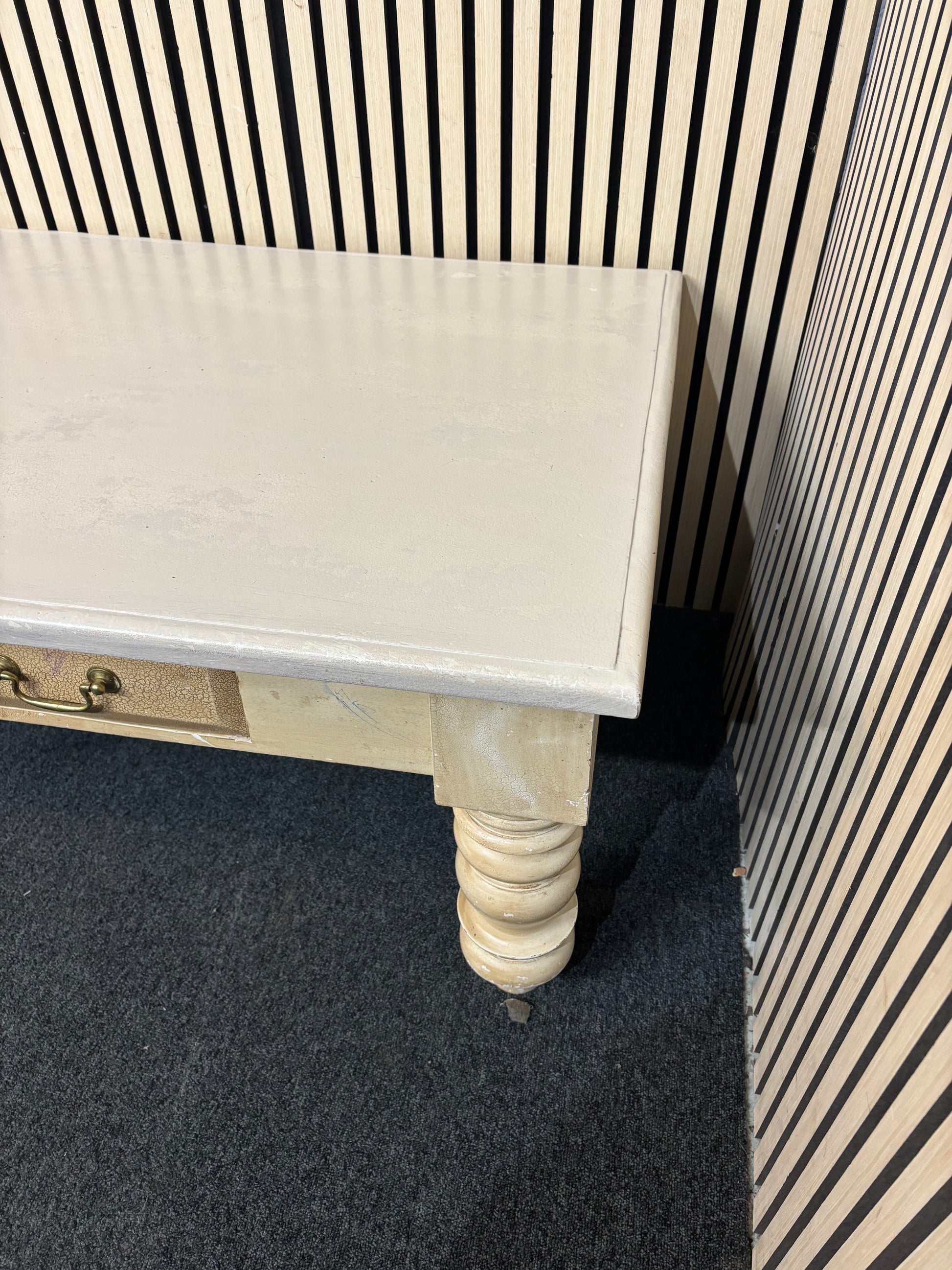 Cream painted low rectangular solid wood coffee table (H 52 x W 130 x D 70 cm) 43801