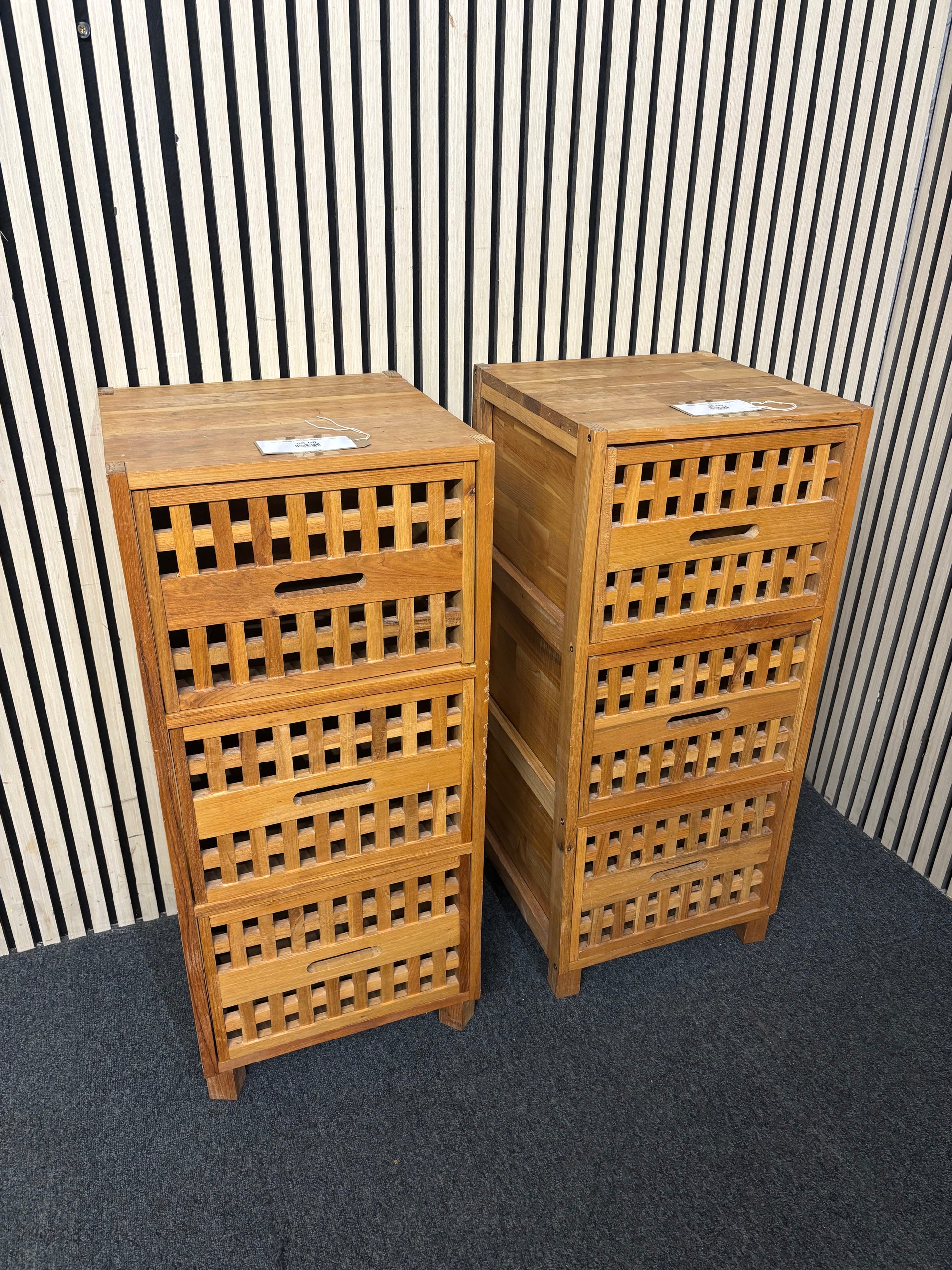 Solid lattice wood 3 drawer locker (H 93 x W 42 x D 42cm) 43871