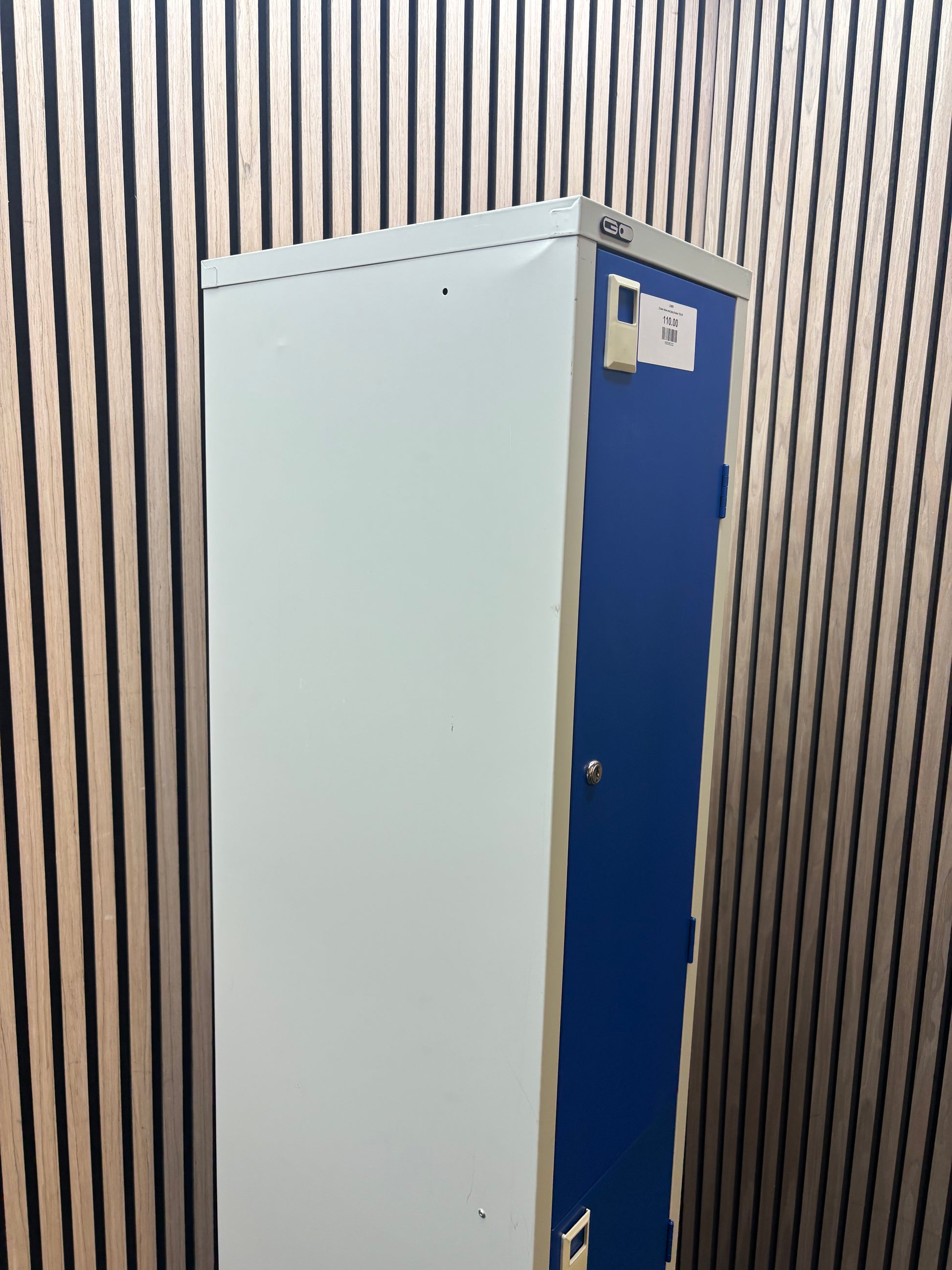 2 door blue and grey locker 12x18