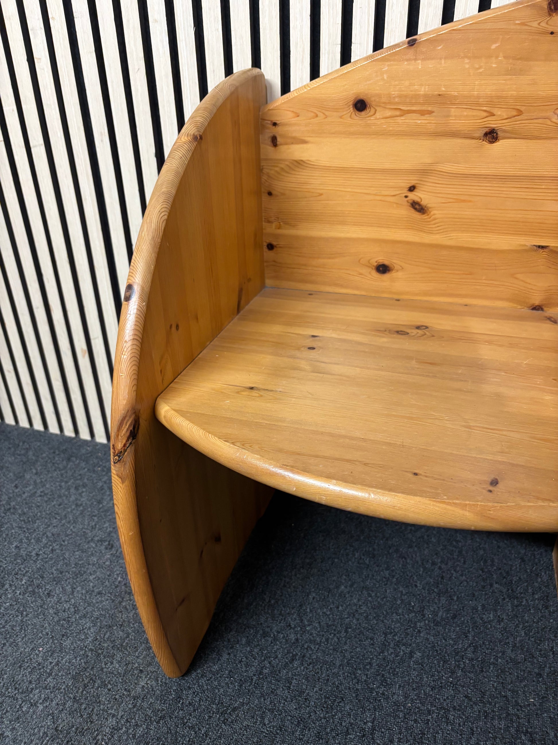 Traditional solid pine telephone bench with integrated seat and drawer. (H 87 x W 85 x 43 cm) 44127