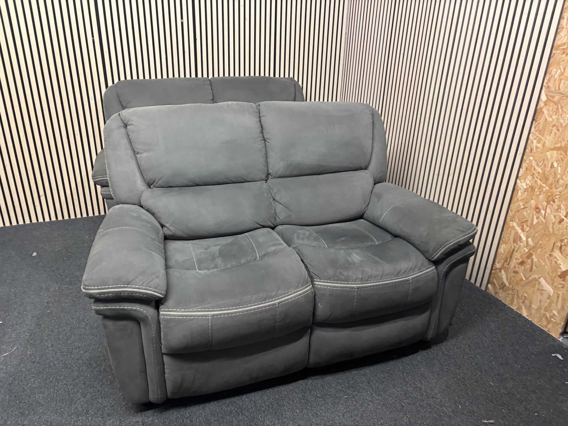 2+2 grey suede fabric sofa suite with contrast stitching 44226