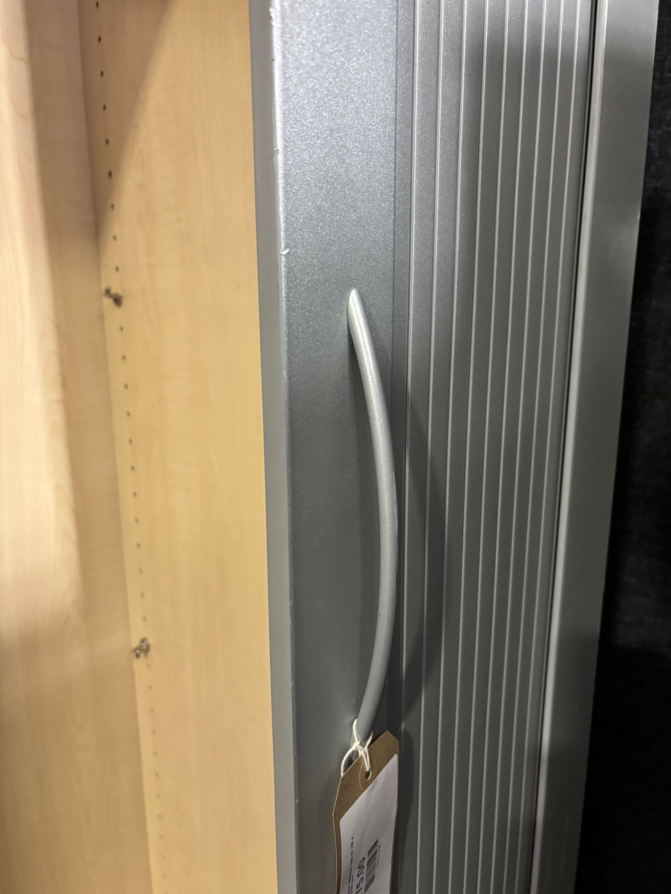 Maple sliding 1 door tambour unit (H 150 x W 100 x D 42 cm)