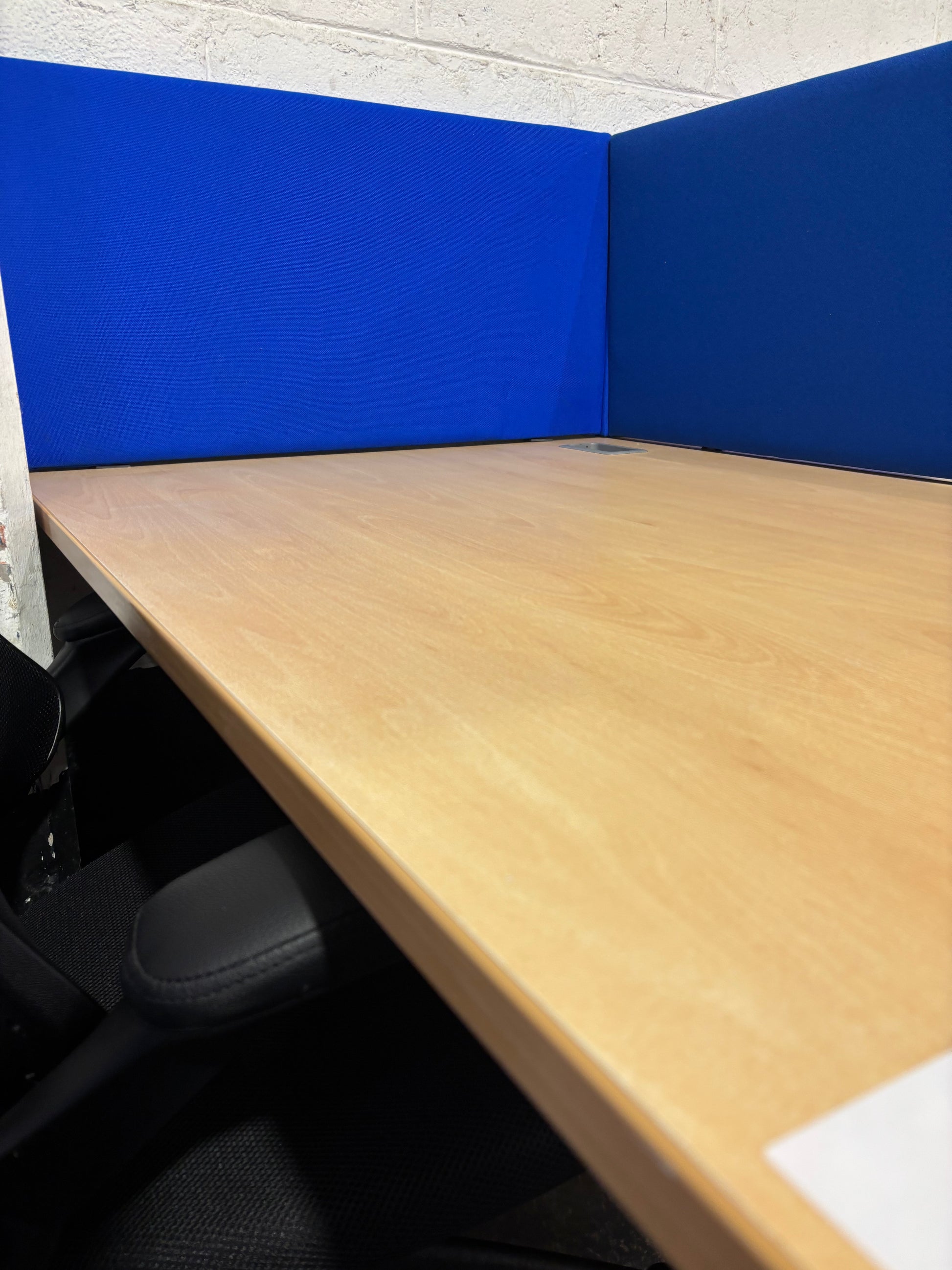 1200*800 Beech cantilever desk