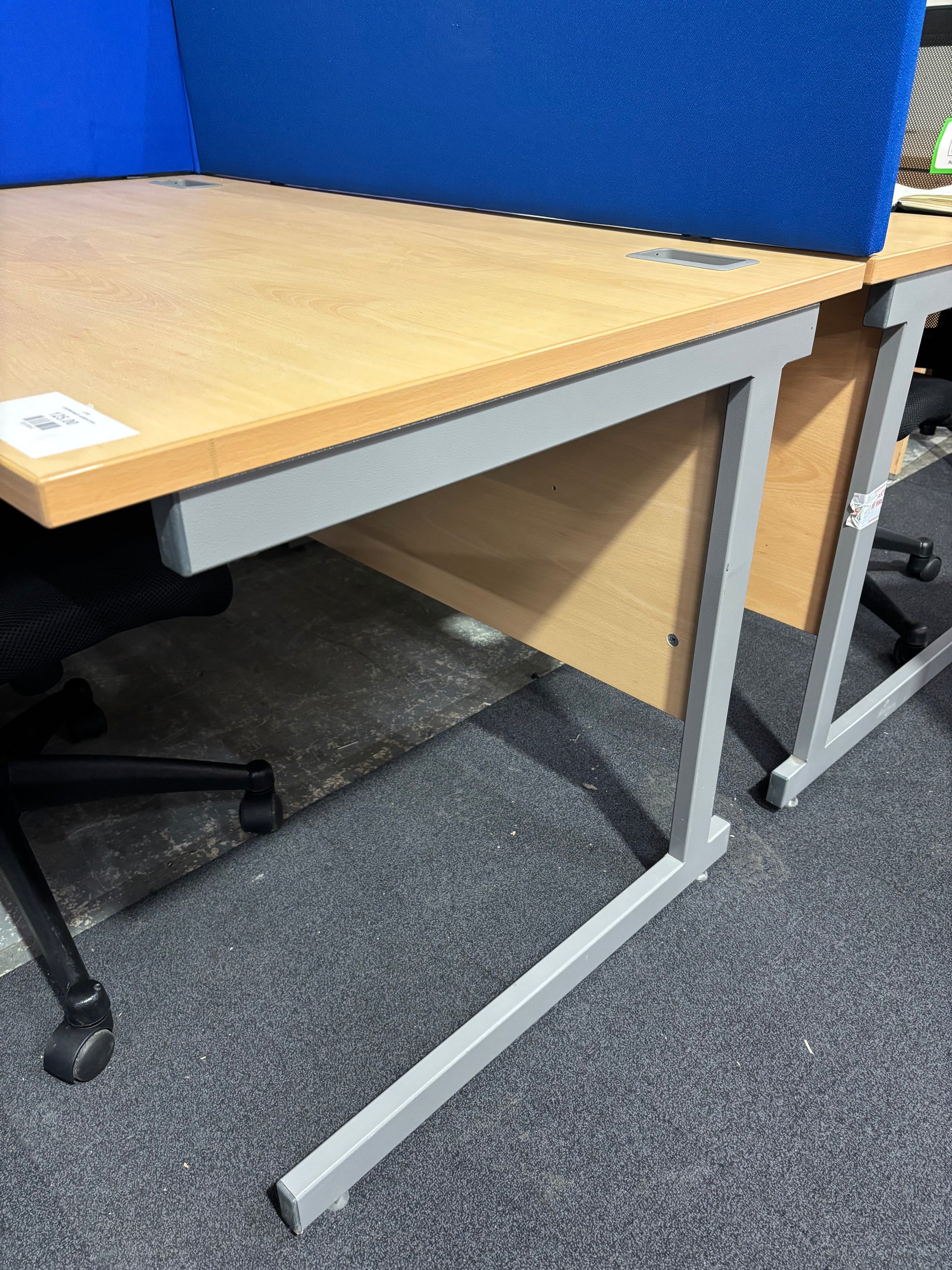 1200*800 Beech cantilever desk