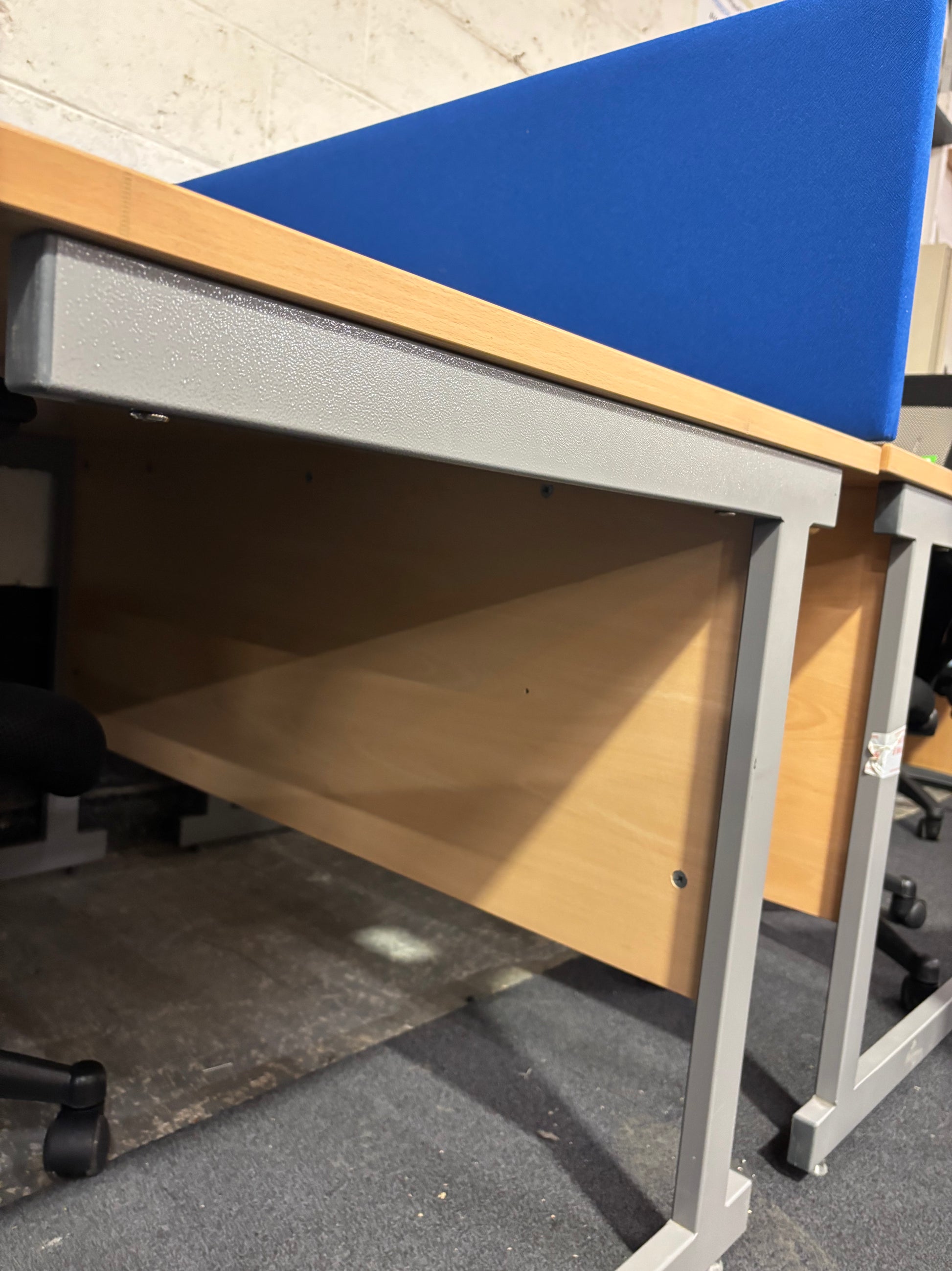 1200*800 Beech cantilever desk