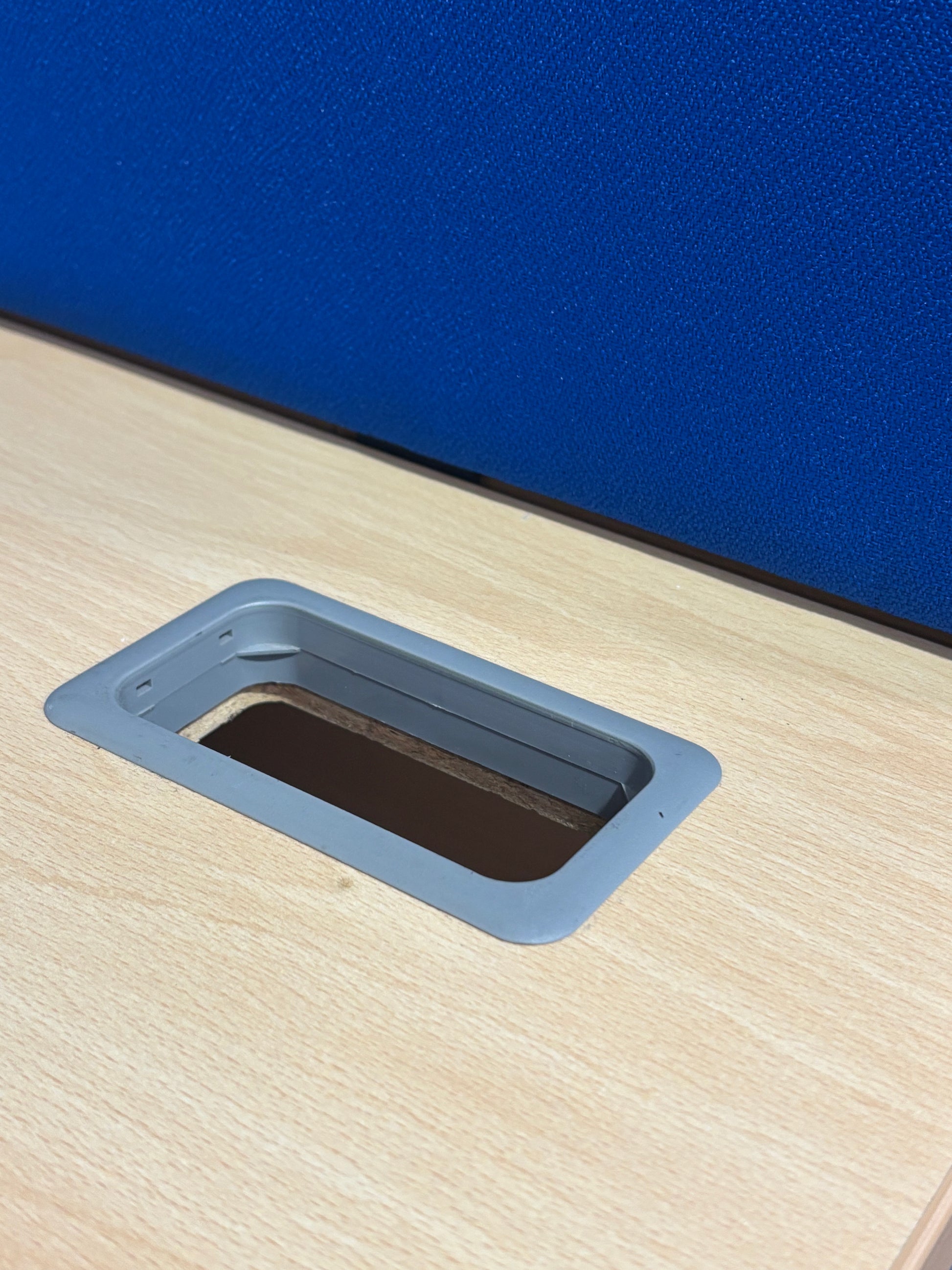 1200*800 Beech cantilever desk