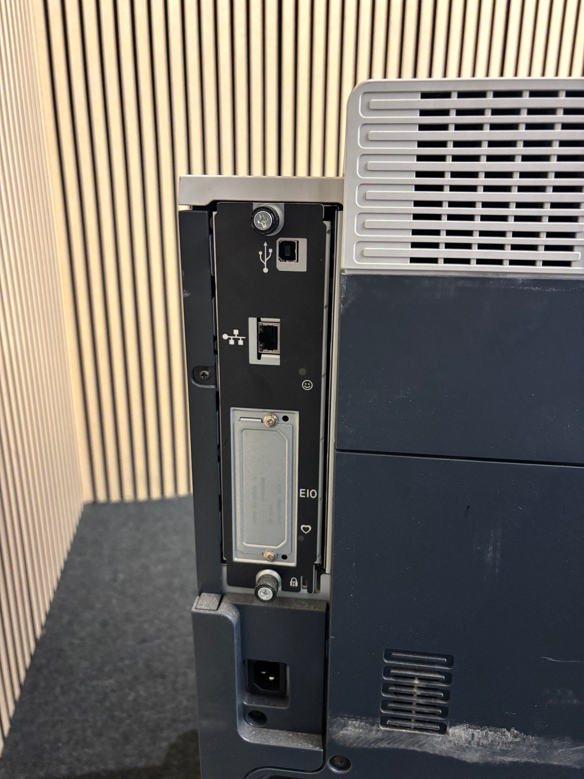 White HP Colour LaserJet CP4525 Printer