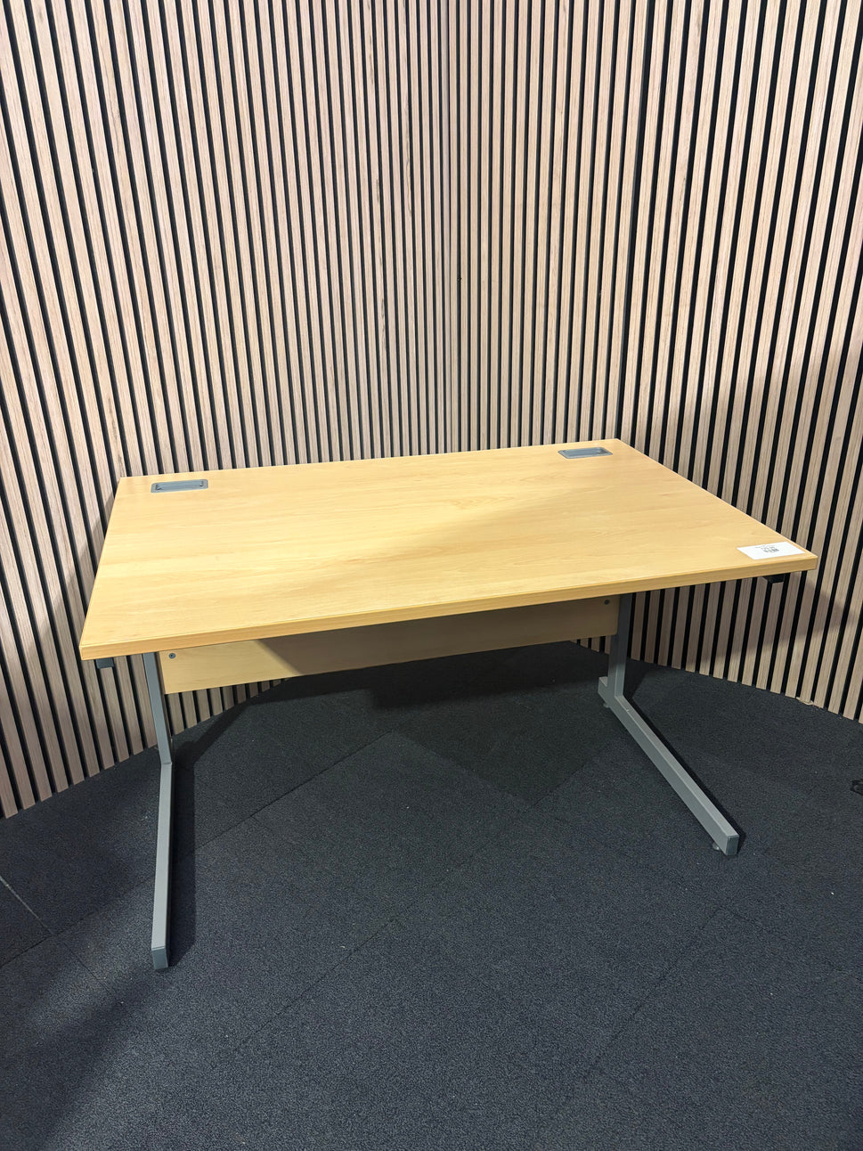 1200*800 Beech cantilever desk