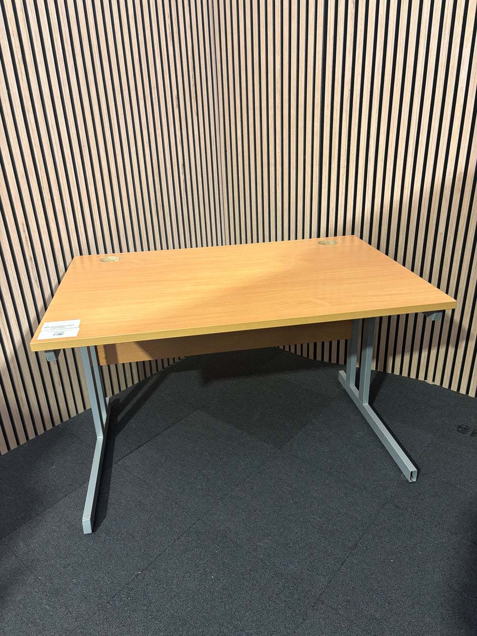 Beech 1200*800 second hand straight desk with silver cantilever frame