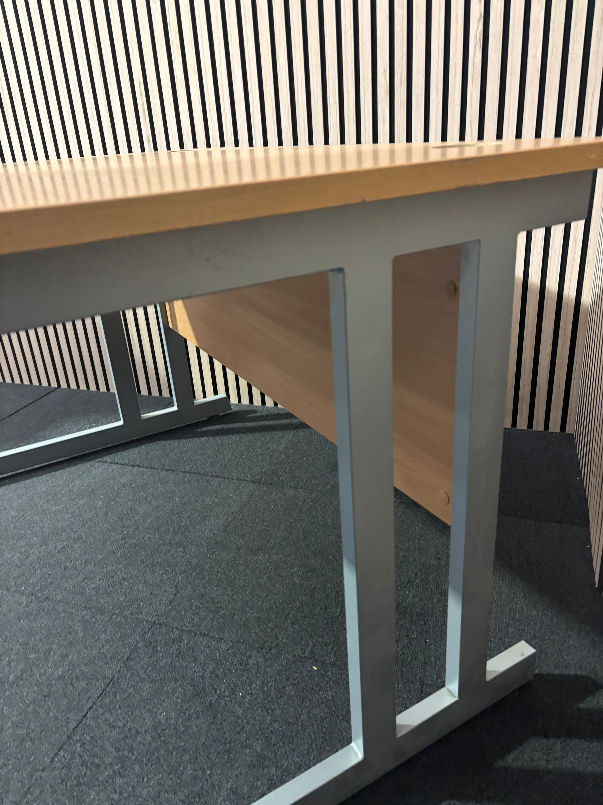 Beech 1200*800 second hand straight desk with silver cantilever frame