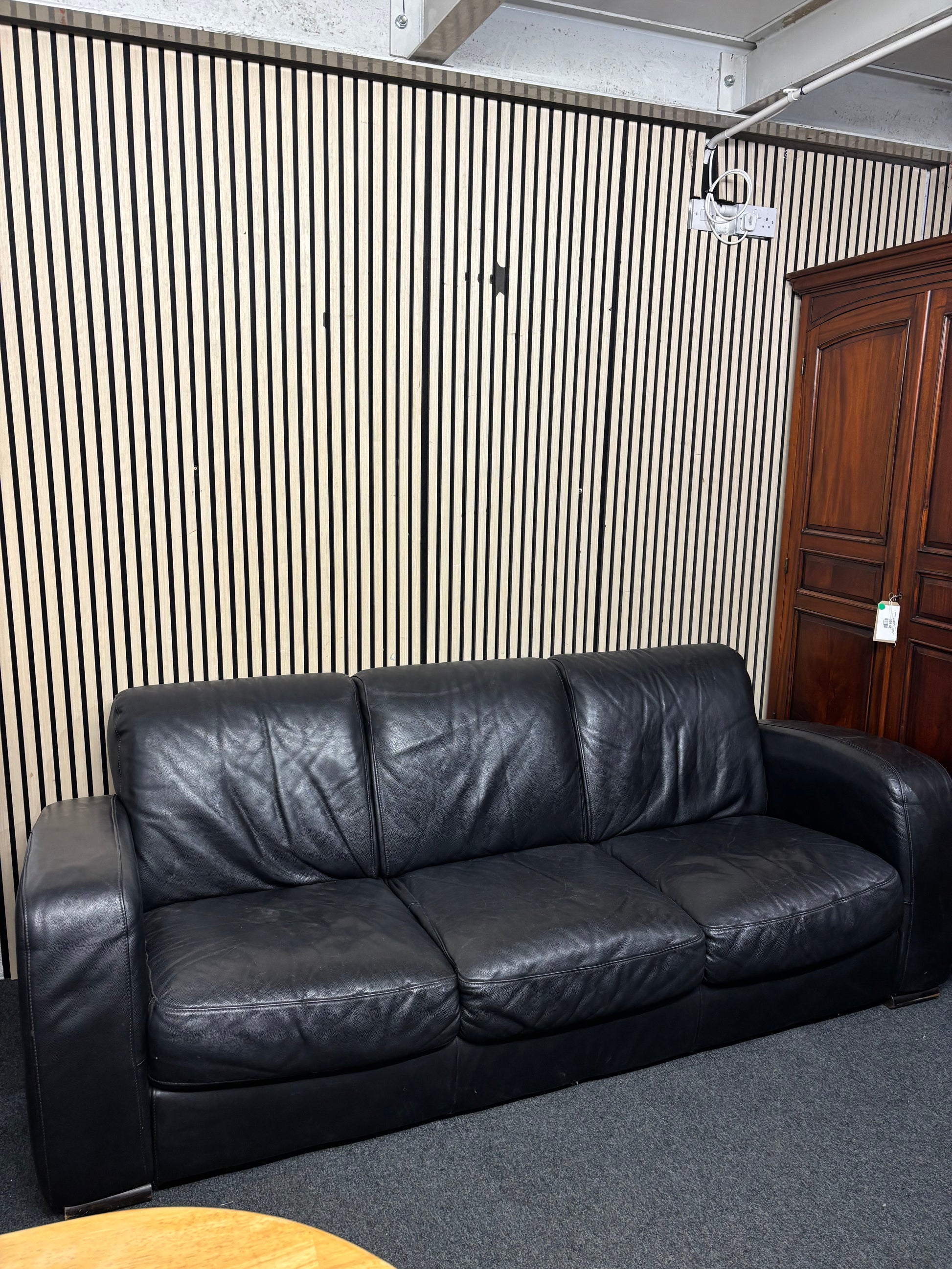 3 seater Natuzzi heavy grain dark brown leather sofa (230 cm) 3126