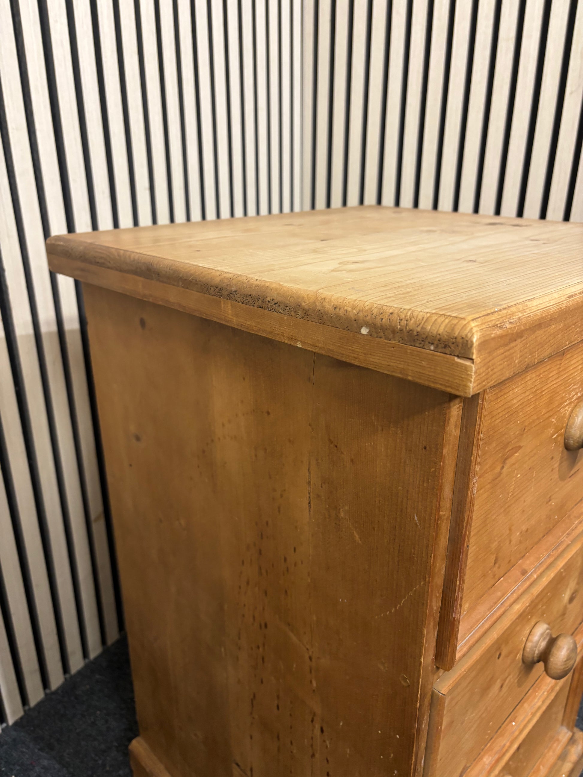 Solid pine tall 3 drawer bedside locker 3126