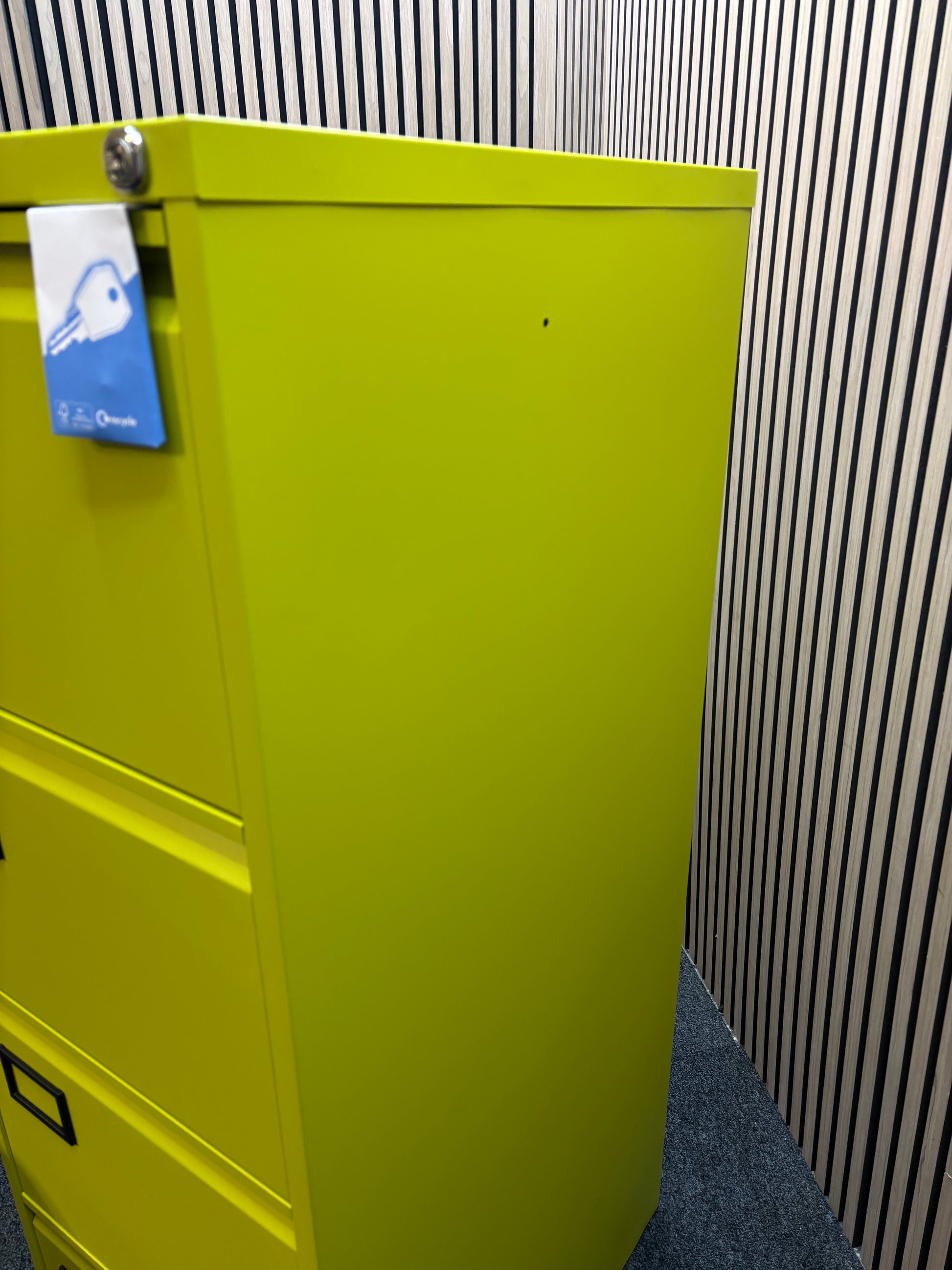 Steel 4 drawer contract filing cabinet 1321mm high - green