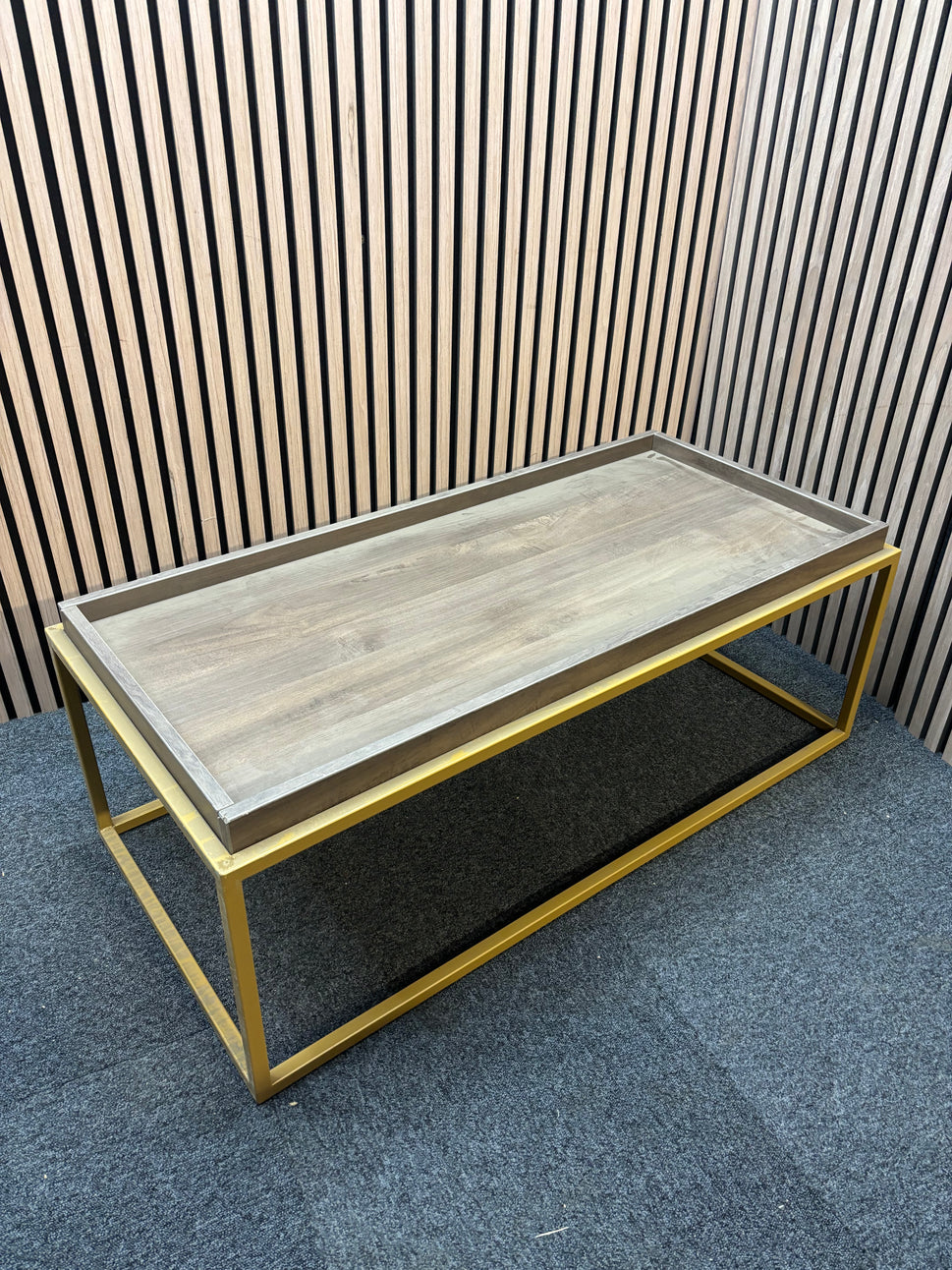 Parma rectangular coffee table with a steel frame