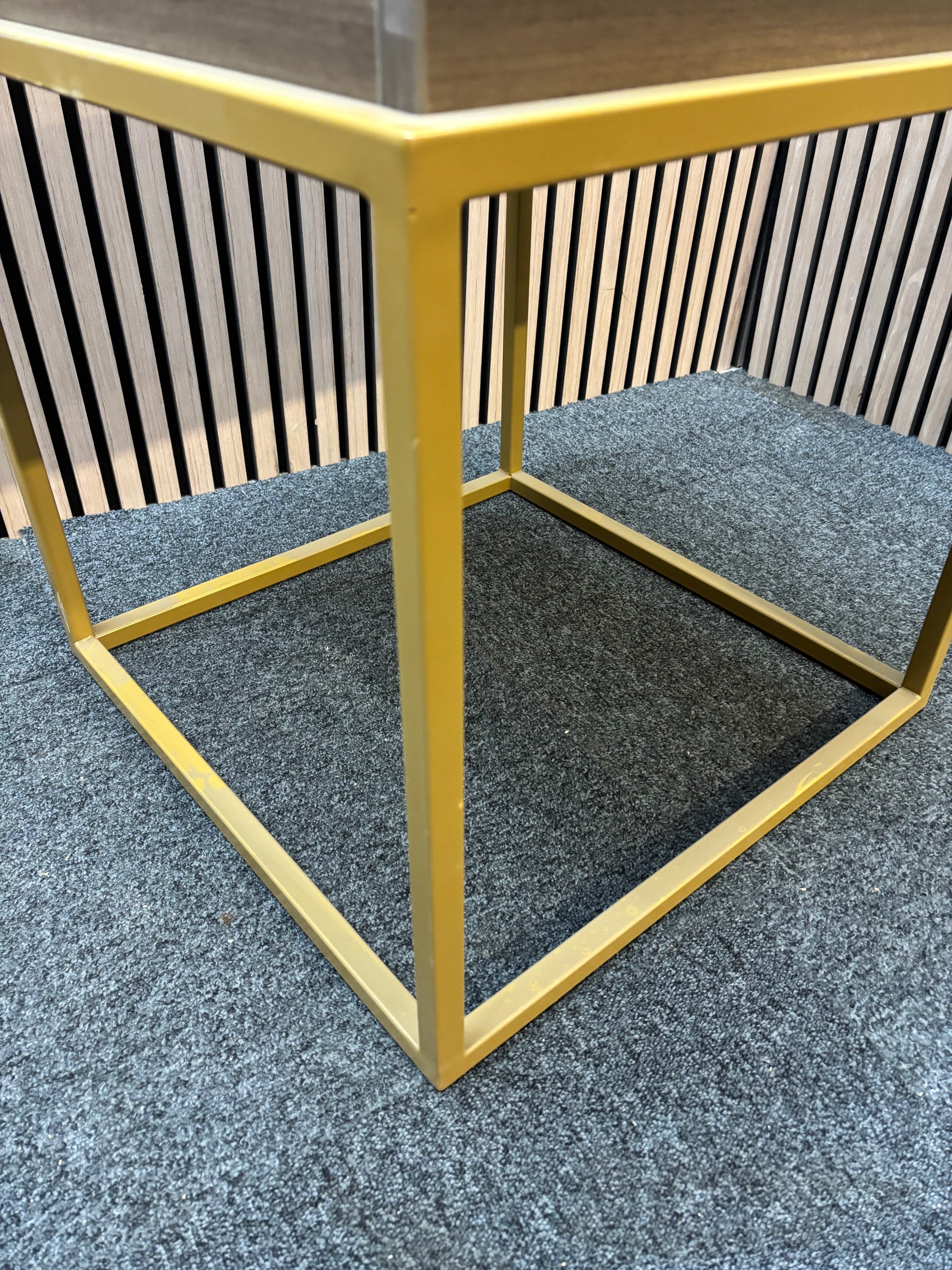 Parma square side table with a steel frame