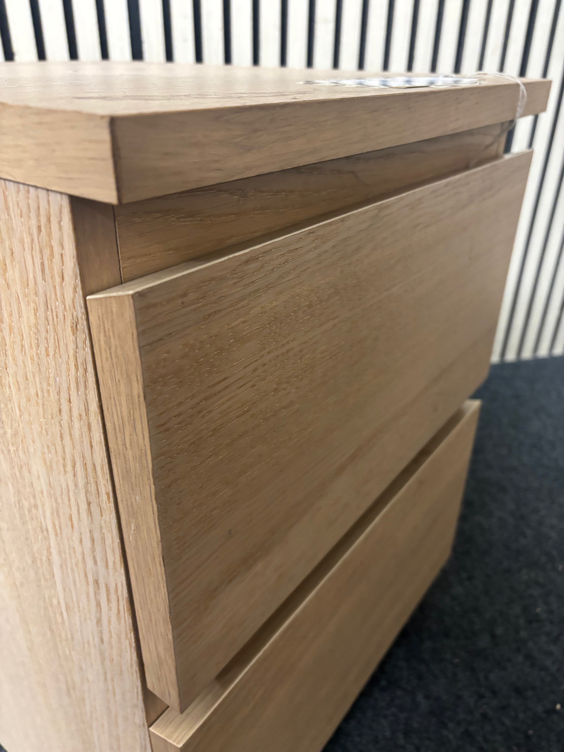 Oak laminate 2 drawer bedside locker 2226