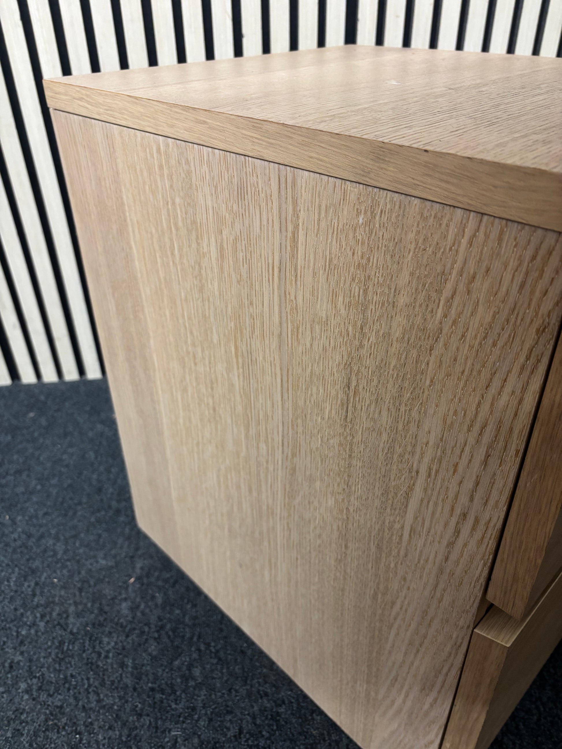 Oak laminate 2 drawer bedside locker 2226
