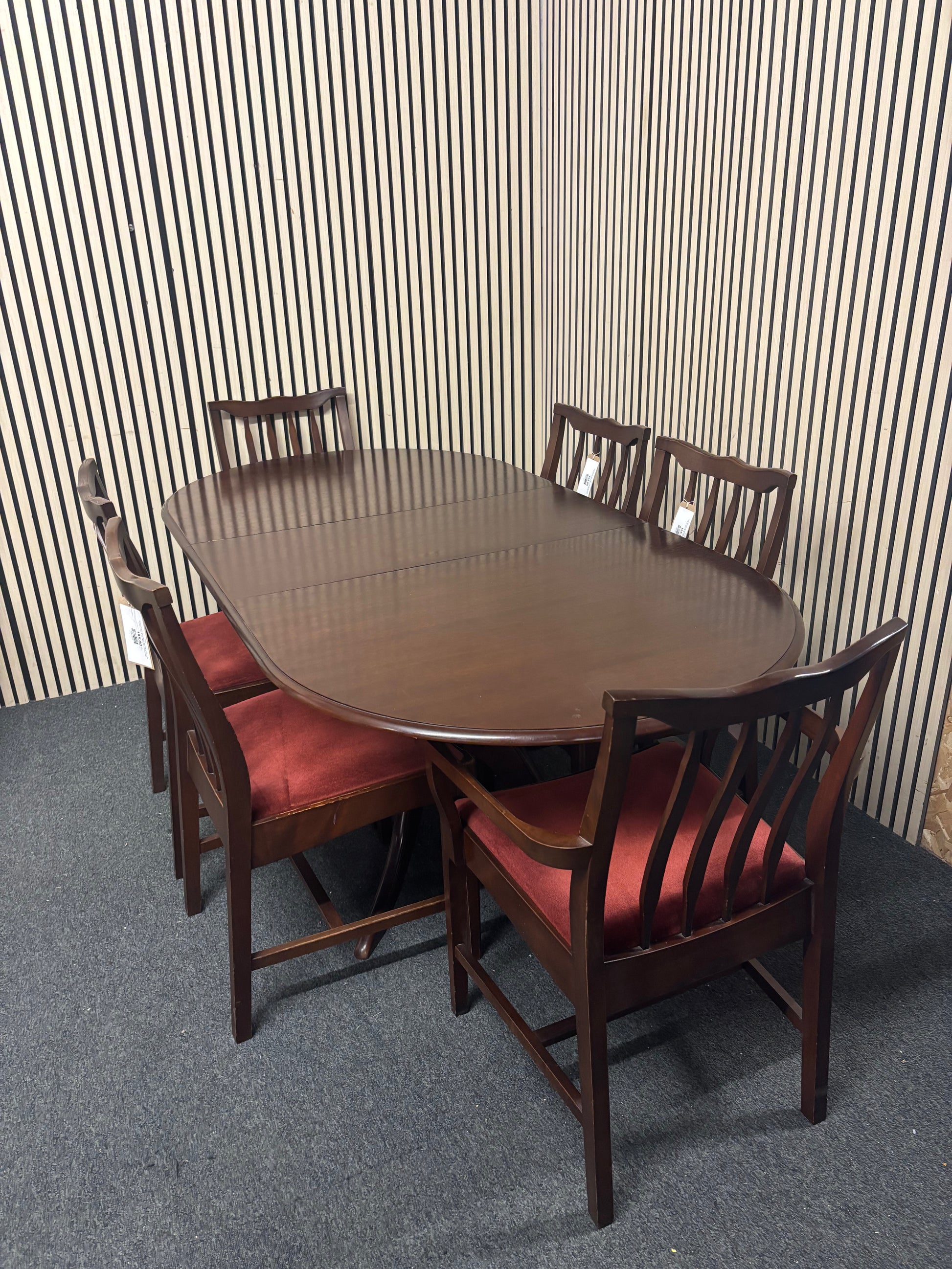Small solid dark wood stained oval table with 4 chairs and 2 carvers (W 150, 188 extnd x D 90 cm) 2226