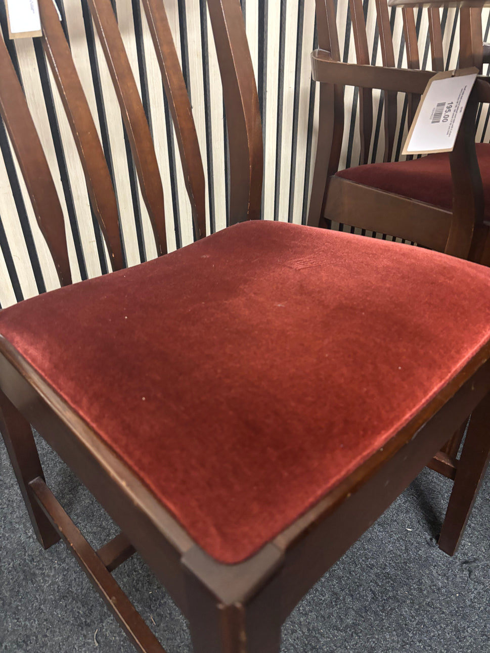 Small solid dark wood stained oval table with 4 chairs and 2 carvers (W 150, 188 extnd x D 90 cm) 2226
