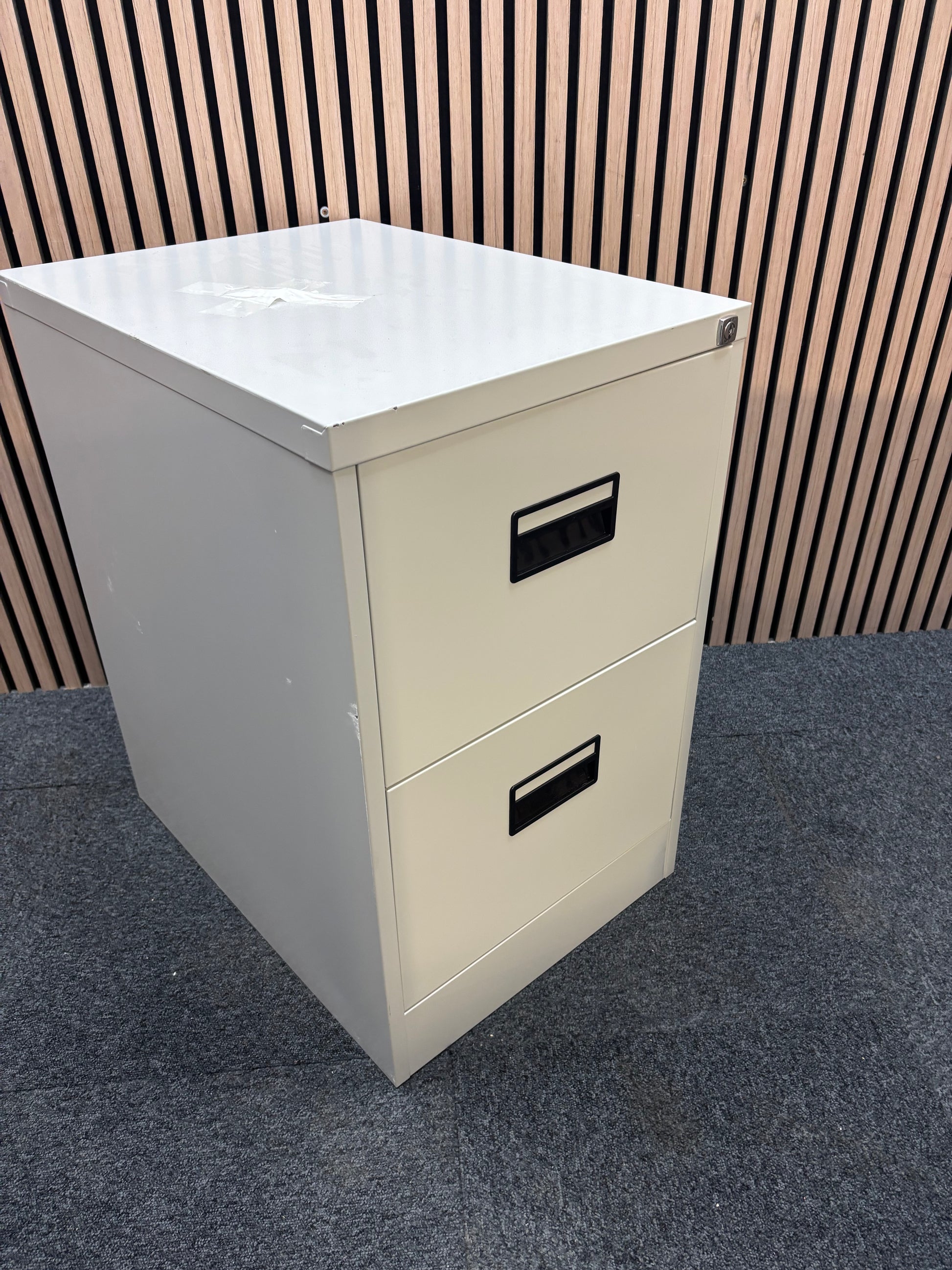 Grey metal 2 drawer filing cabinet