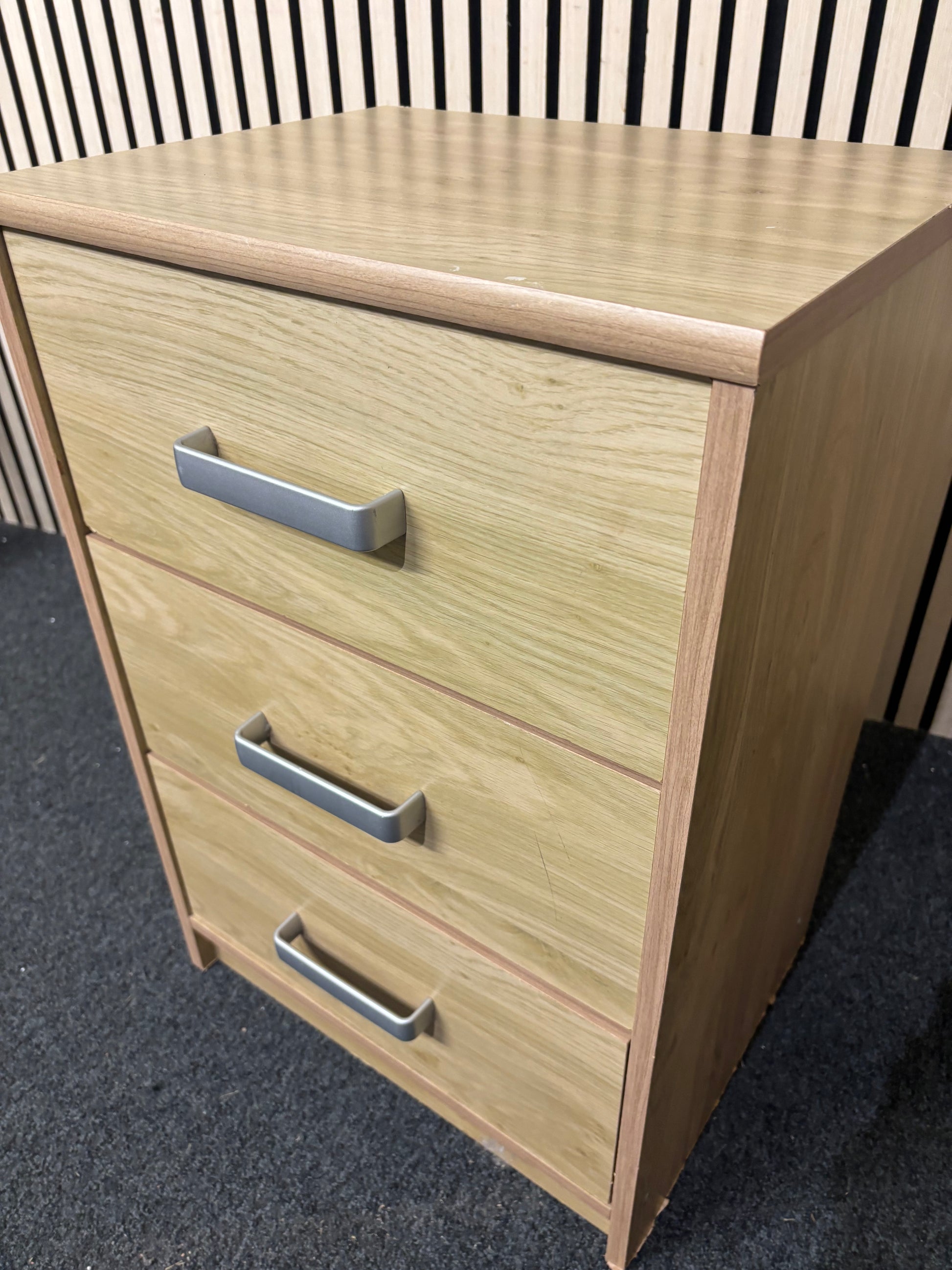 Oak laminate 3 drawer bedside locker 43566