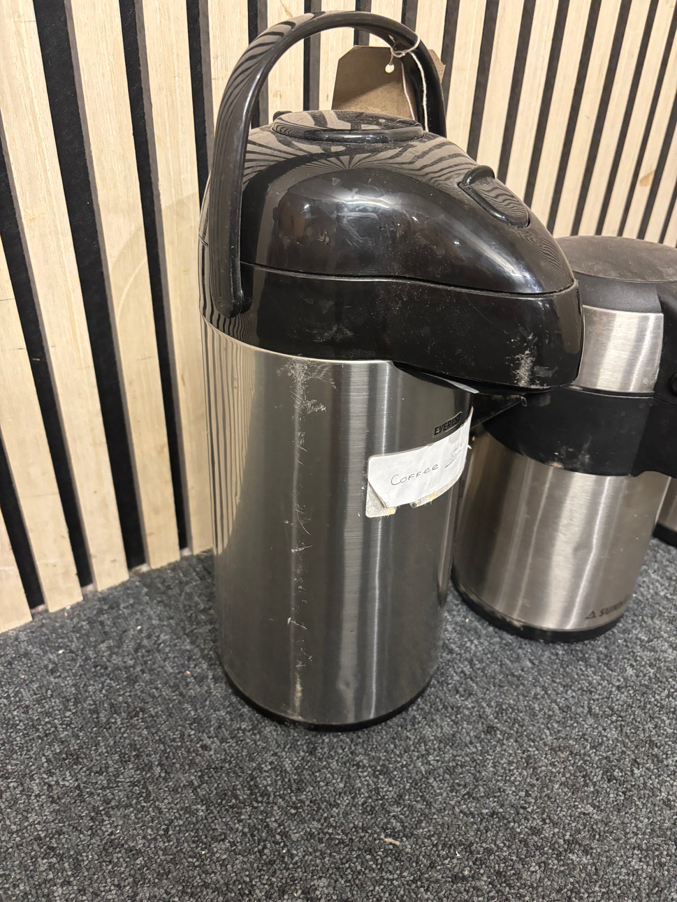Large insulated flask 43631