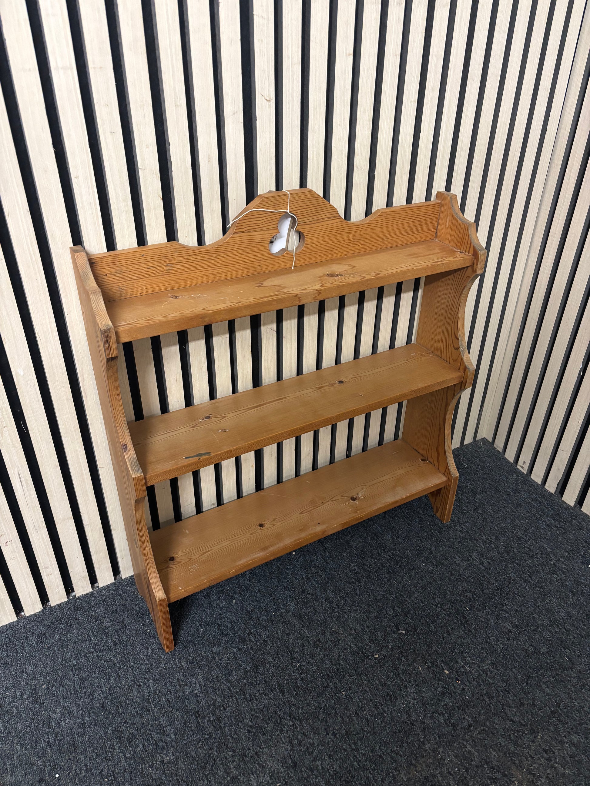 Solid pine wall mounted shelf 43644