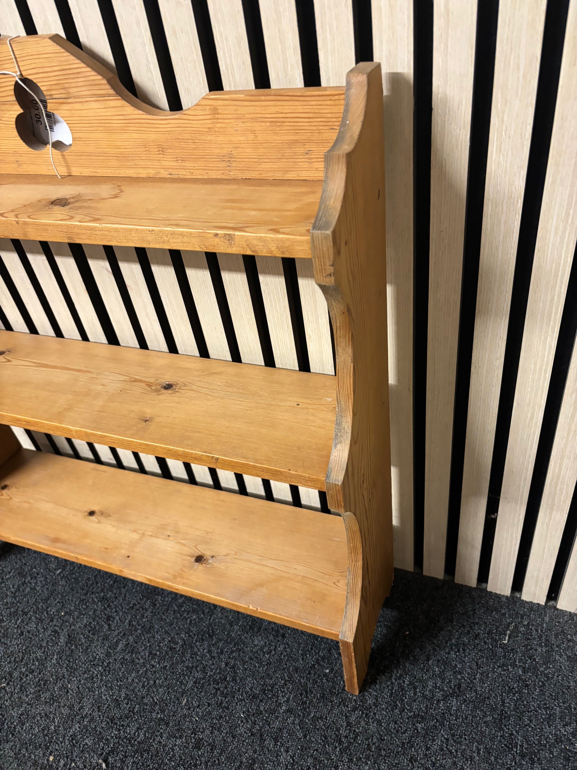 Solid pine wall mounted shelf 43644
