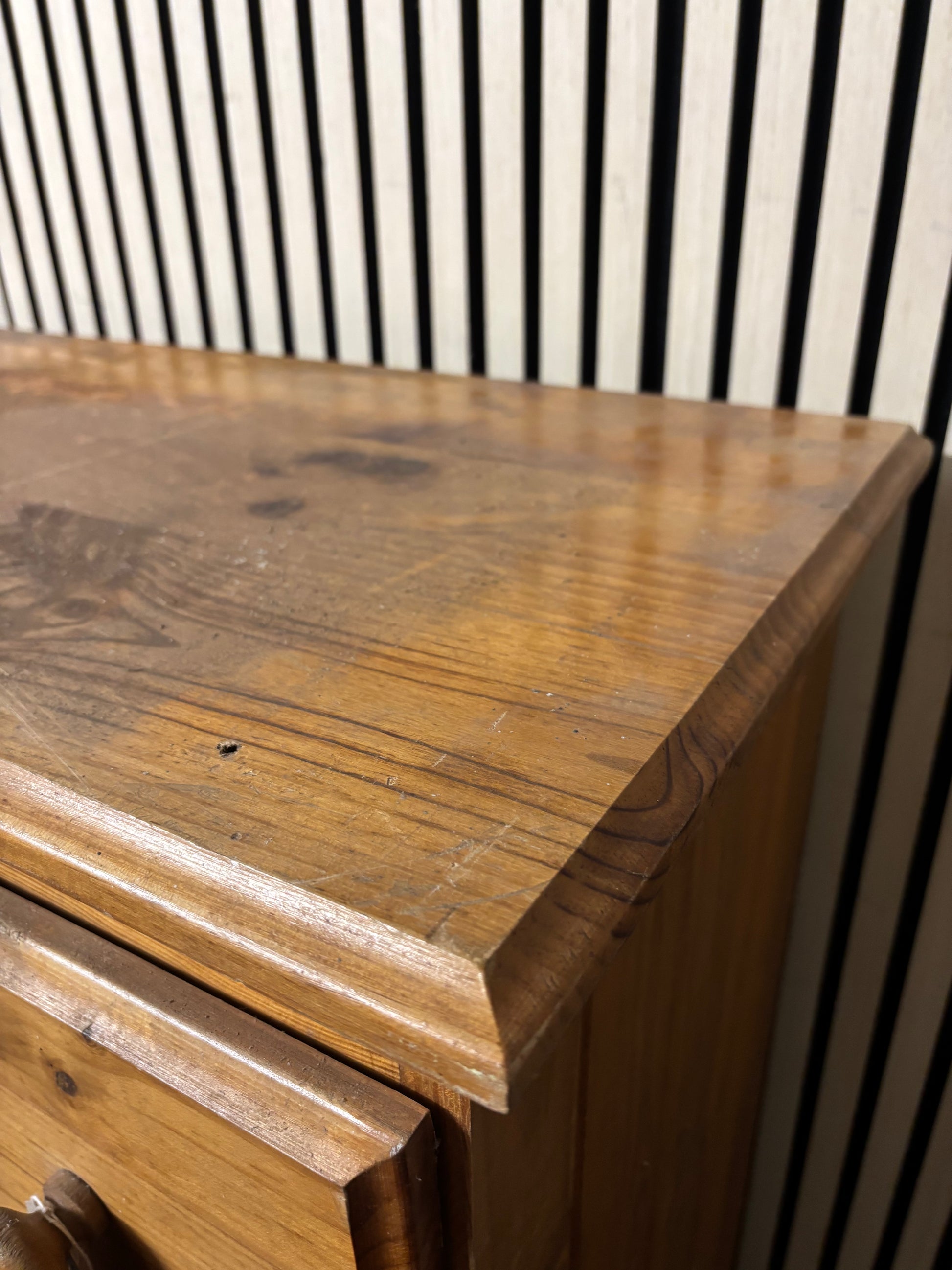 Solid pine 4 drawer chest of drawers (H 100 x W 91 x D 42 cm) 43642