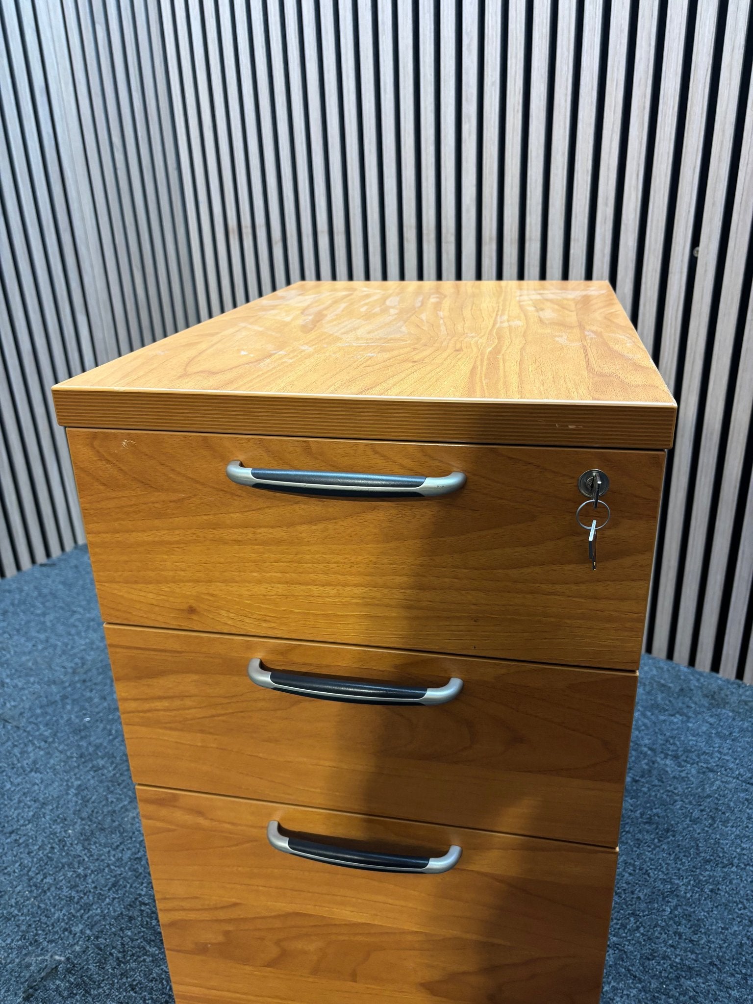 Wooden 600 desk high pedestal (600mm deep) - Cherry