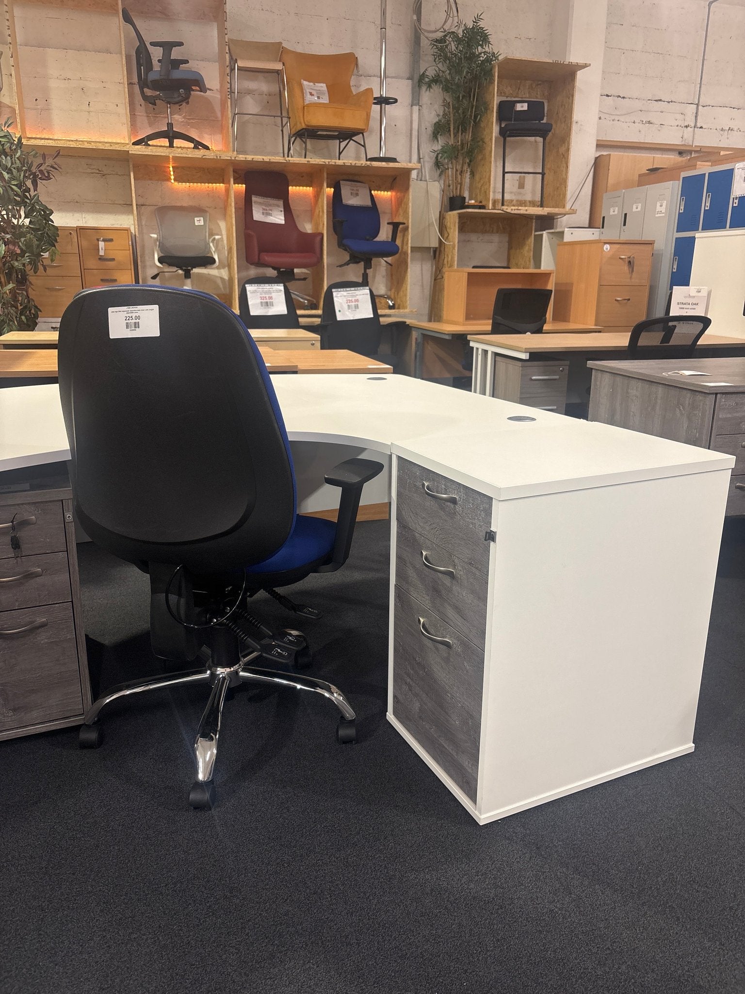 Executive bow fronted radial desk, right hand including matching desk high pedestal set (1800mm x 1700mm)