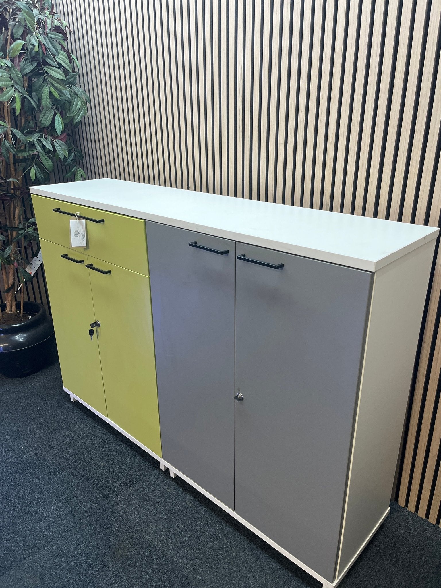 Tall lime green, light grey and white laminate 4 door 1 drawer credenza unit with keys (H 113 x W 160 x D 140 cm)