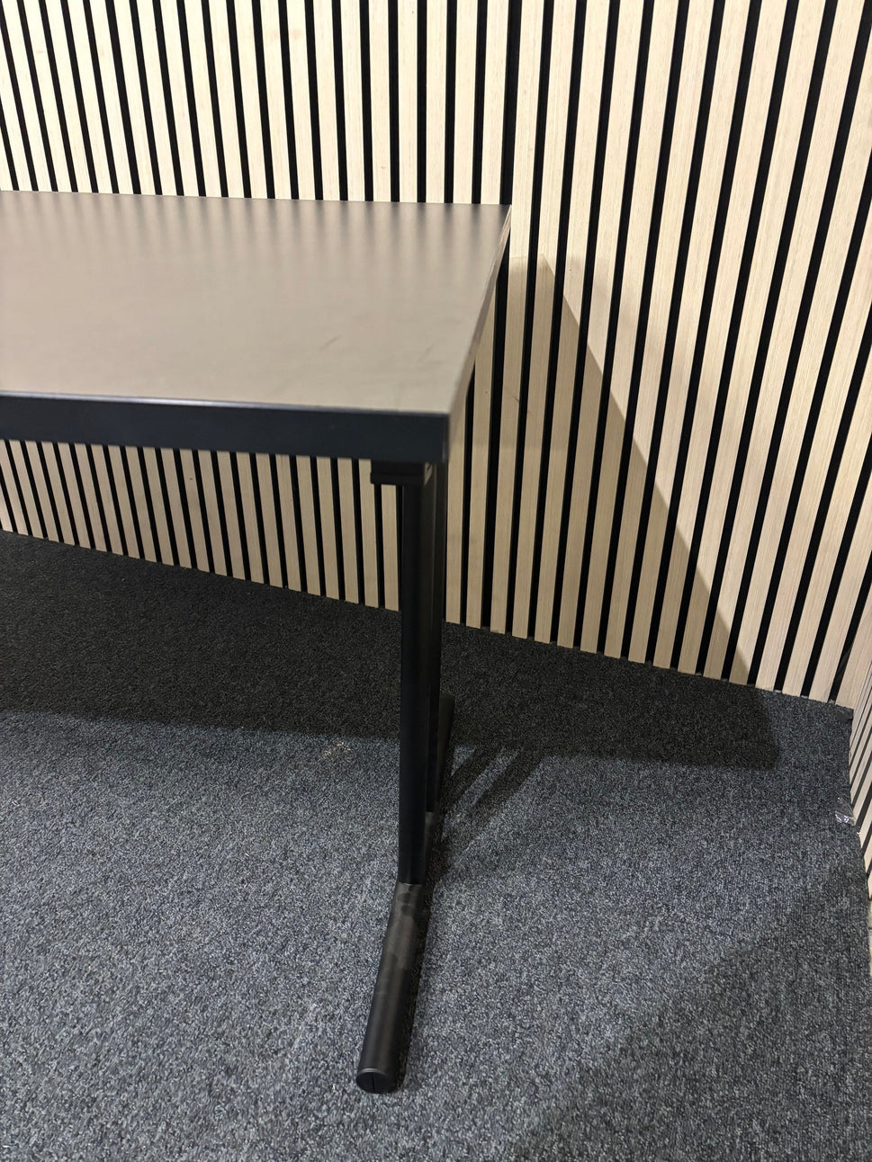 NEW Rectangular deluxe flip top meeting table with black frame 1600*800
