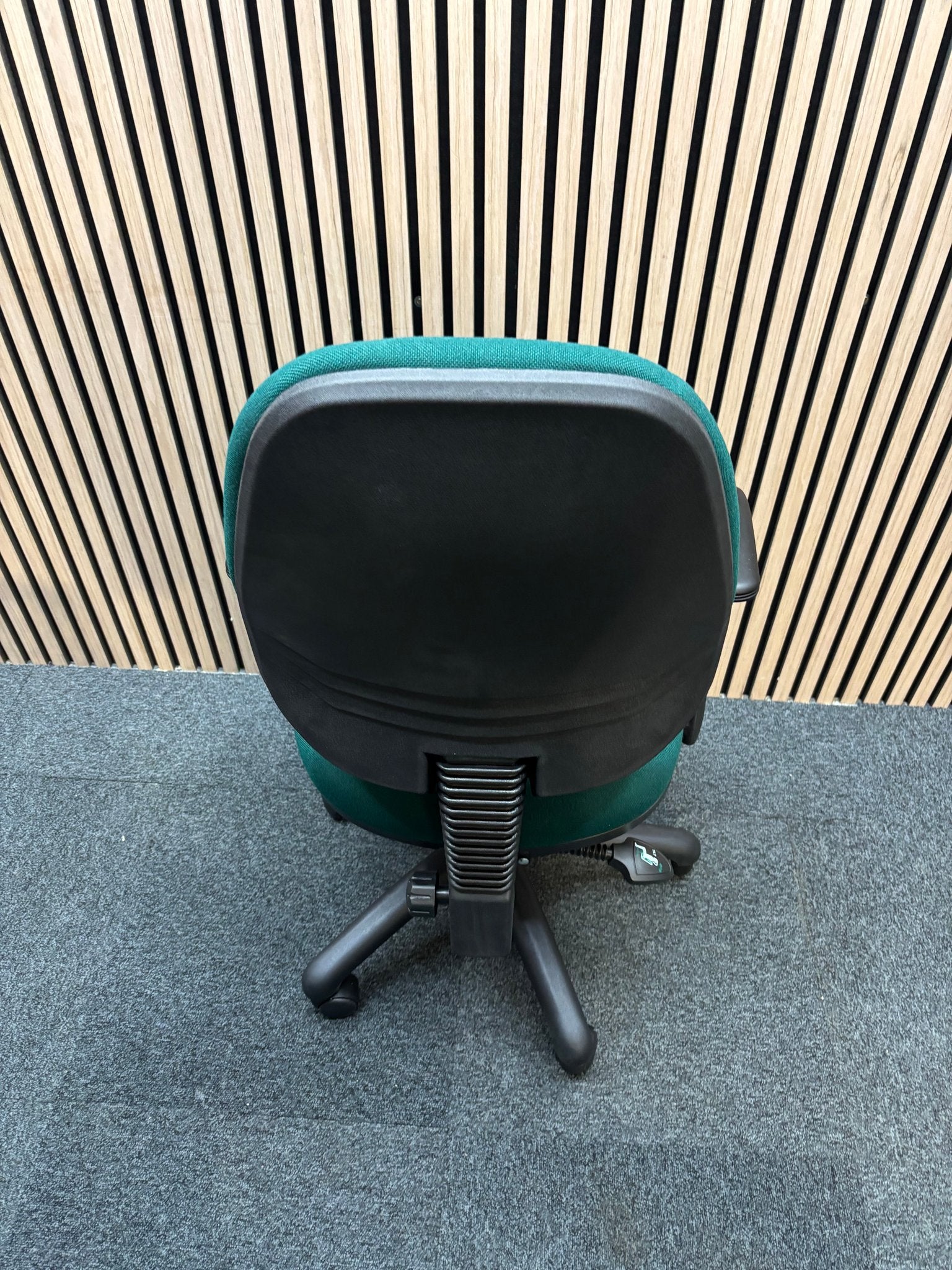 NEW Vantage swivel chairs with height adjustable arms in FOREST GREEN fabric. Only 1 no. in stock