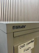 4 drawer filing cabinet in grey metal