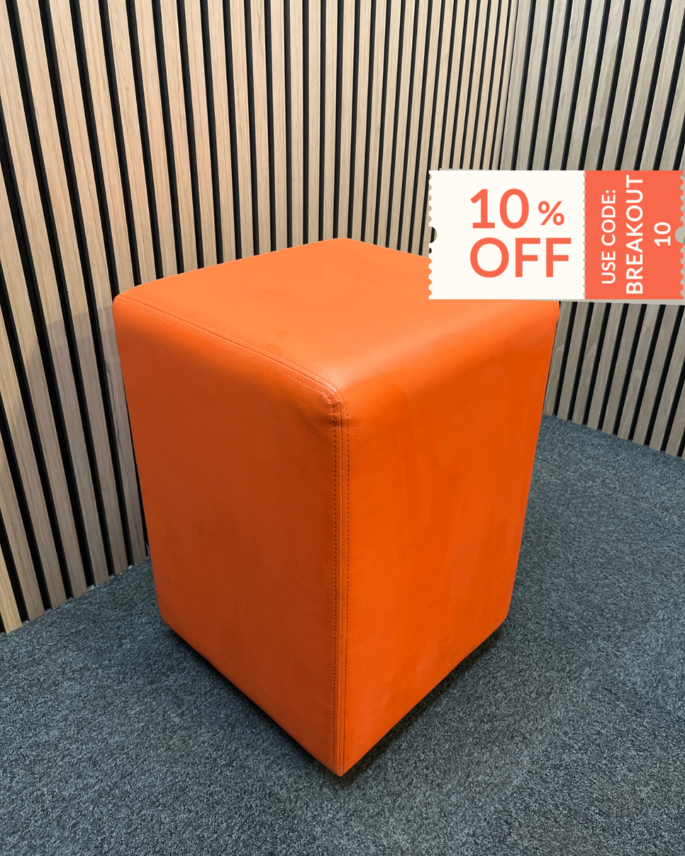 Orange leatherette soft seating cube (H 61 x W 43 x D 43 cm)