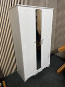 White 2 door wardrobe featuring arched door panels and central mirror. (H 184 x W 100 x D 52 cm) 44814