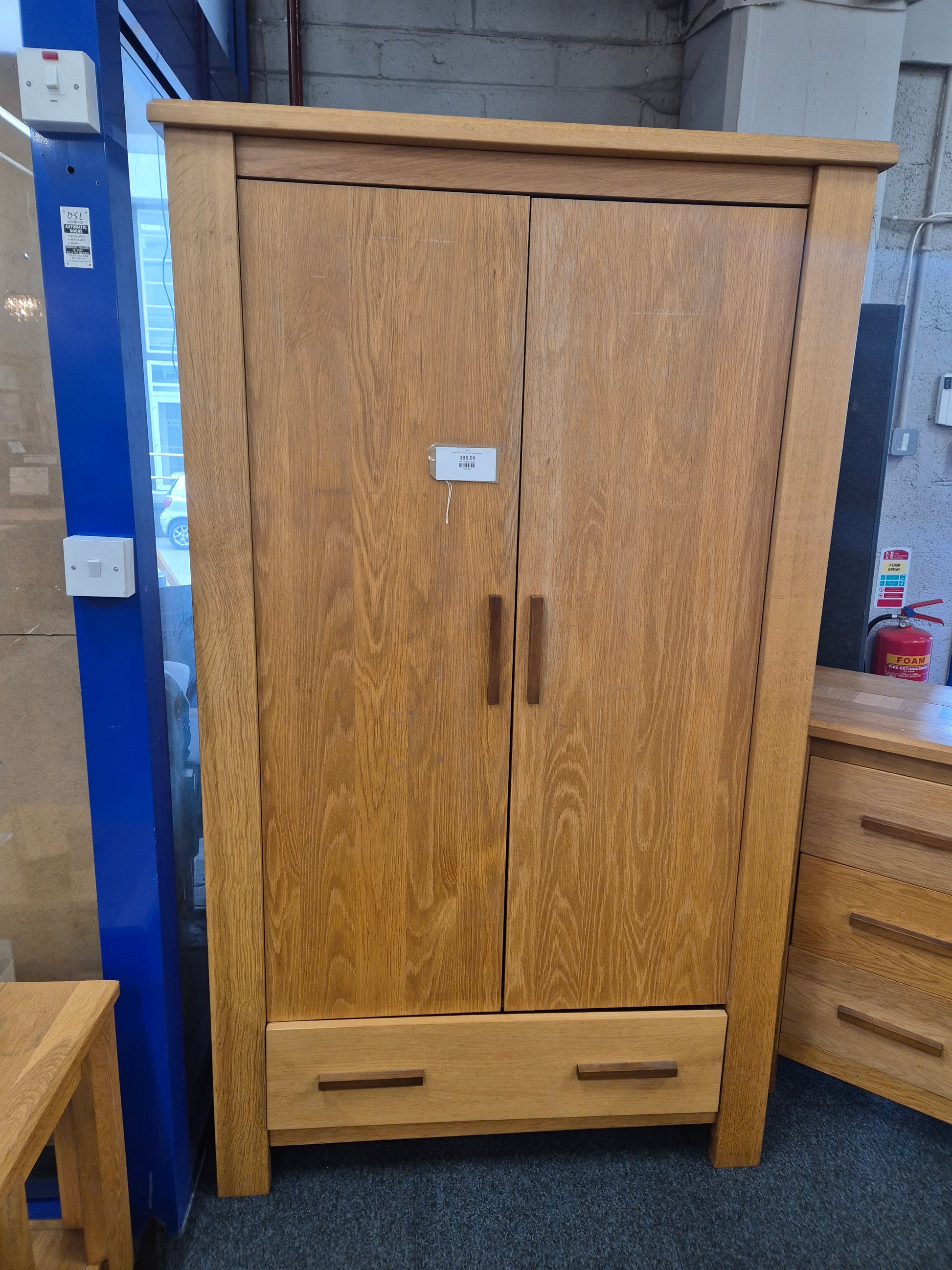 Tall 2 door 1 drawer solid oak wardrobe%A0
